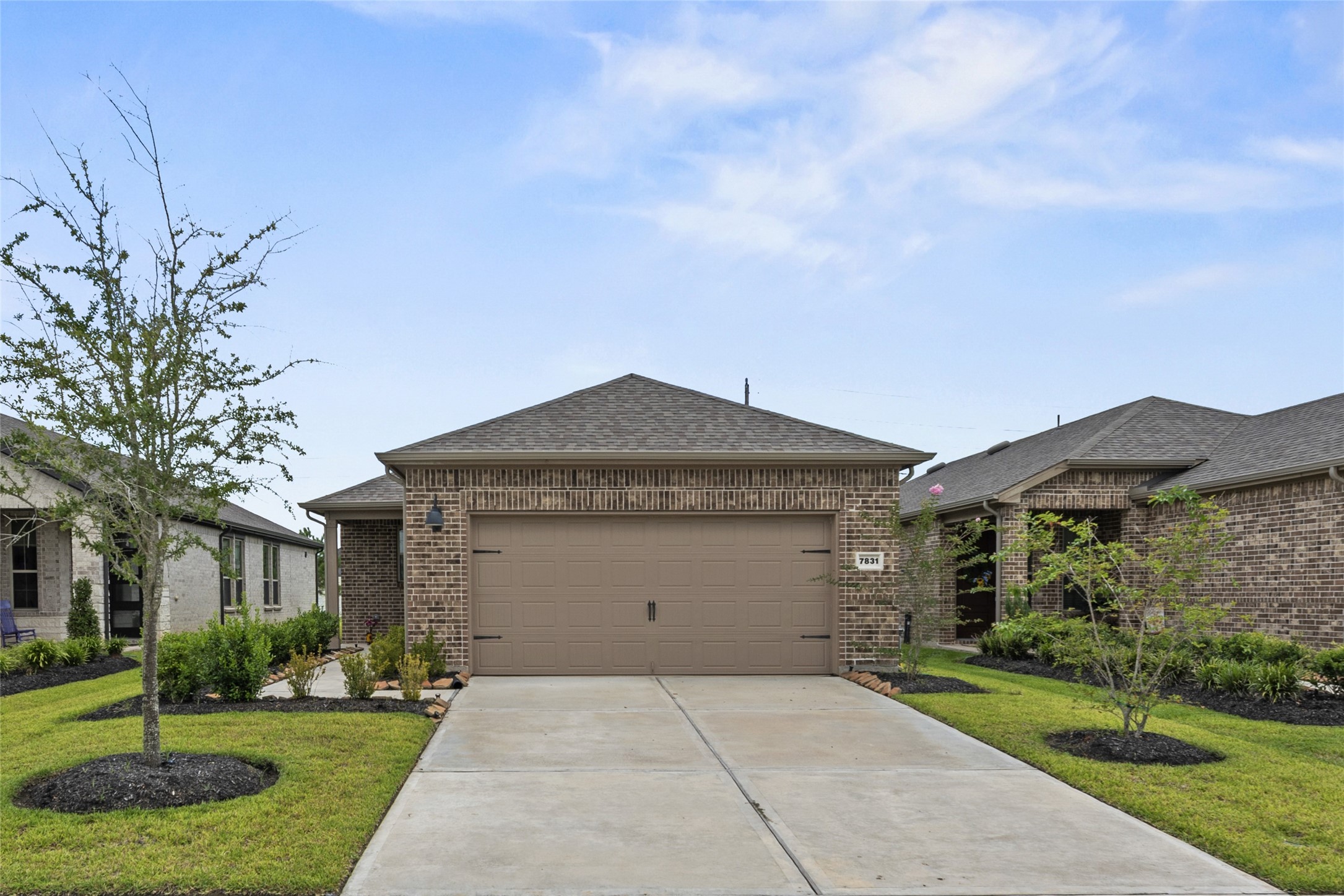 7831 Rolling Stone Drive Property Photo 2