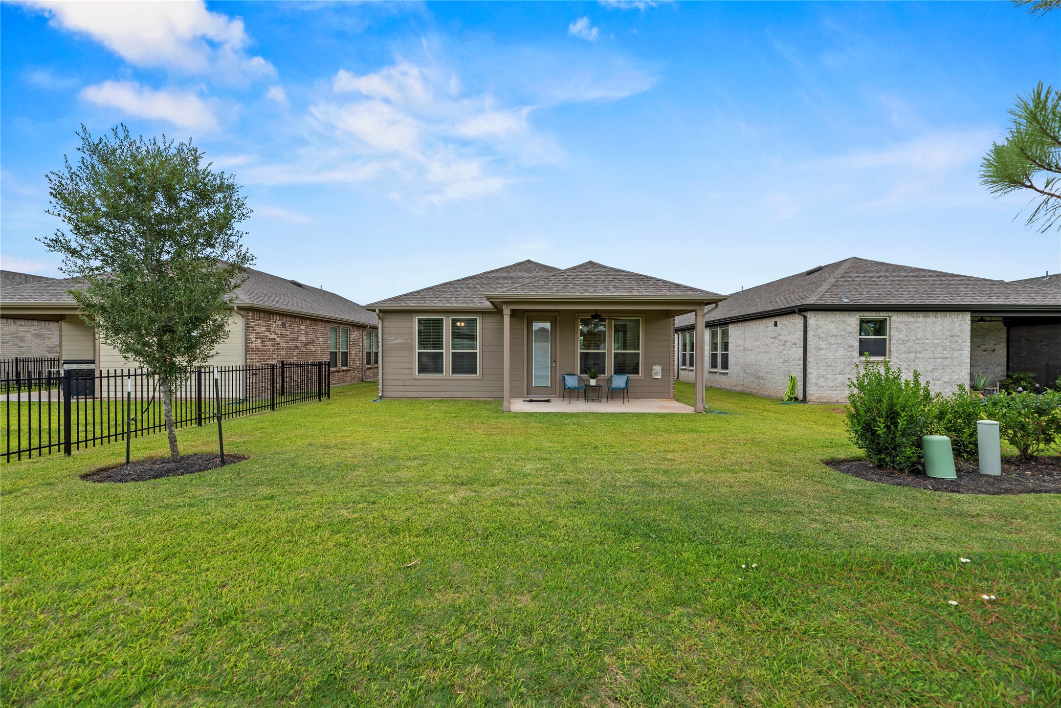 7831 Rolling Stone Drive Property Photo 27