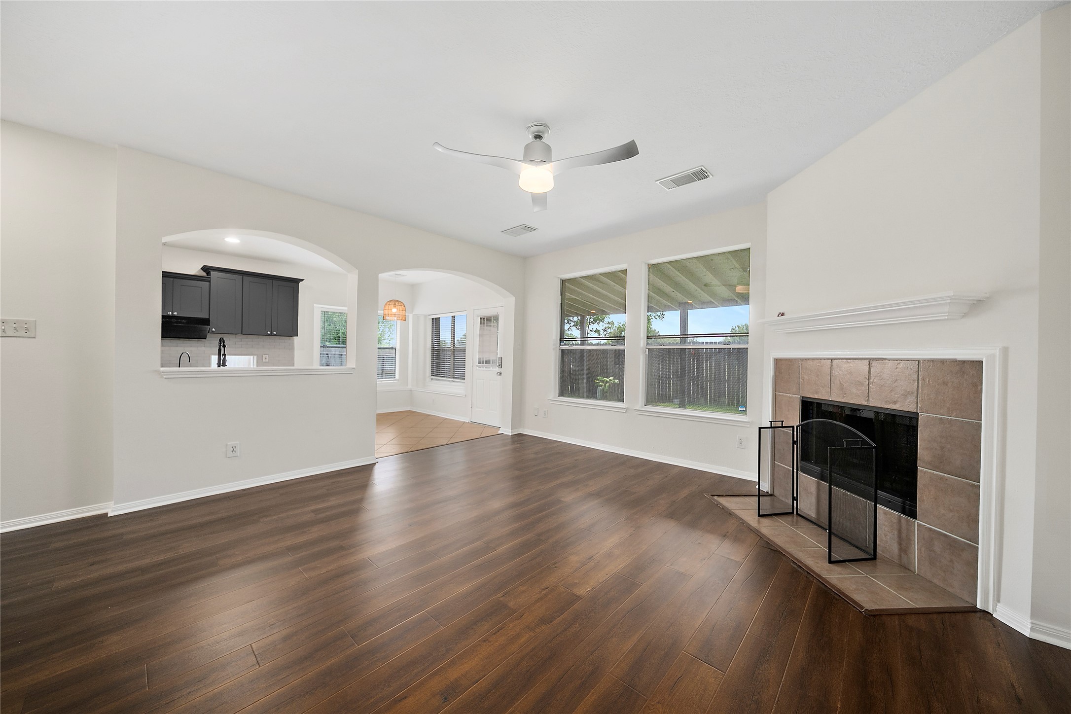 3122 Glen Cullen Lane Property Photo 13