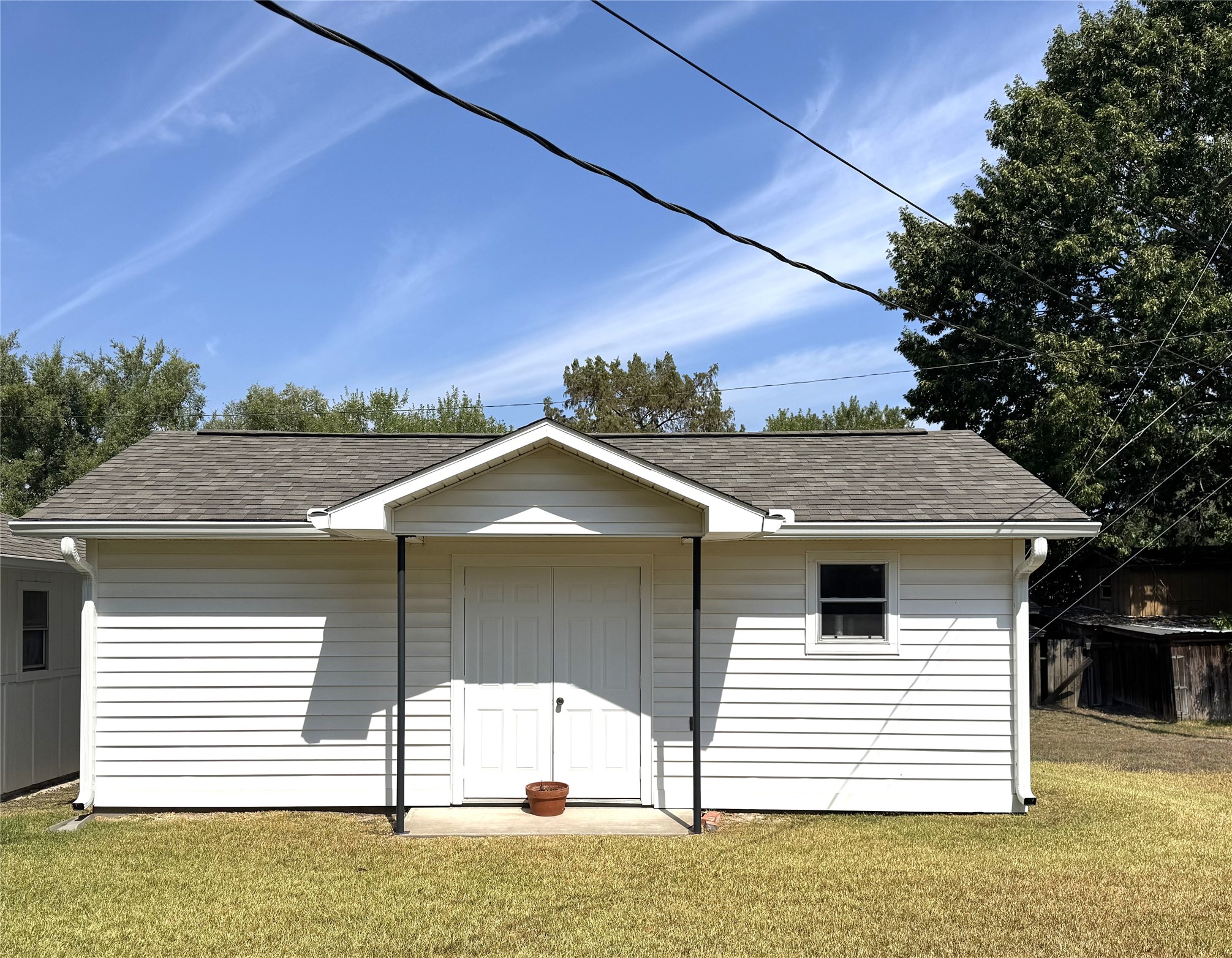 1505 Everitt Street Property Photo 3