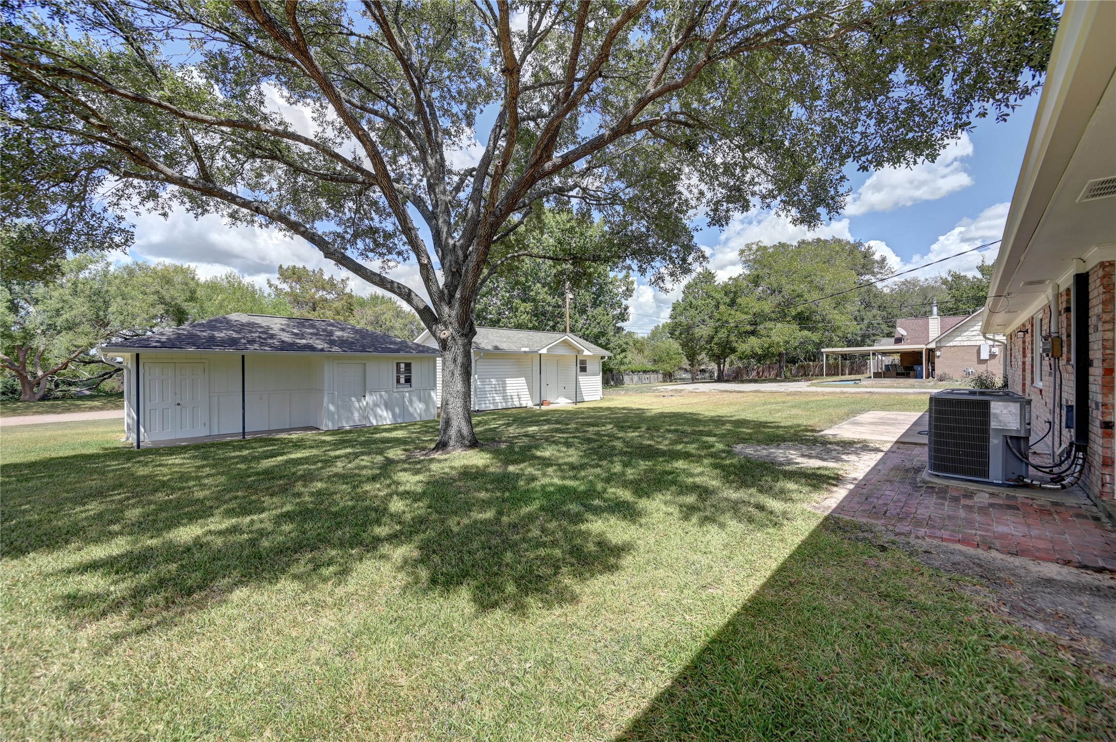1505 Everitt Street Property Photo 6