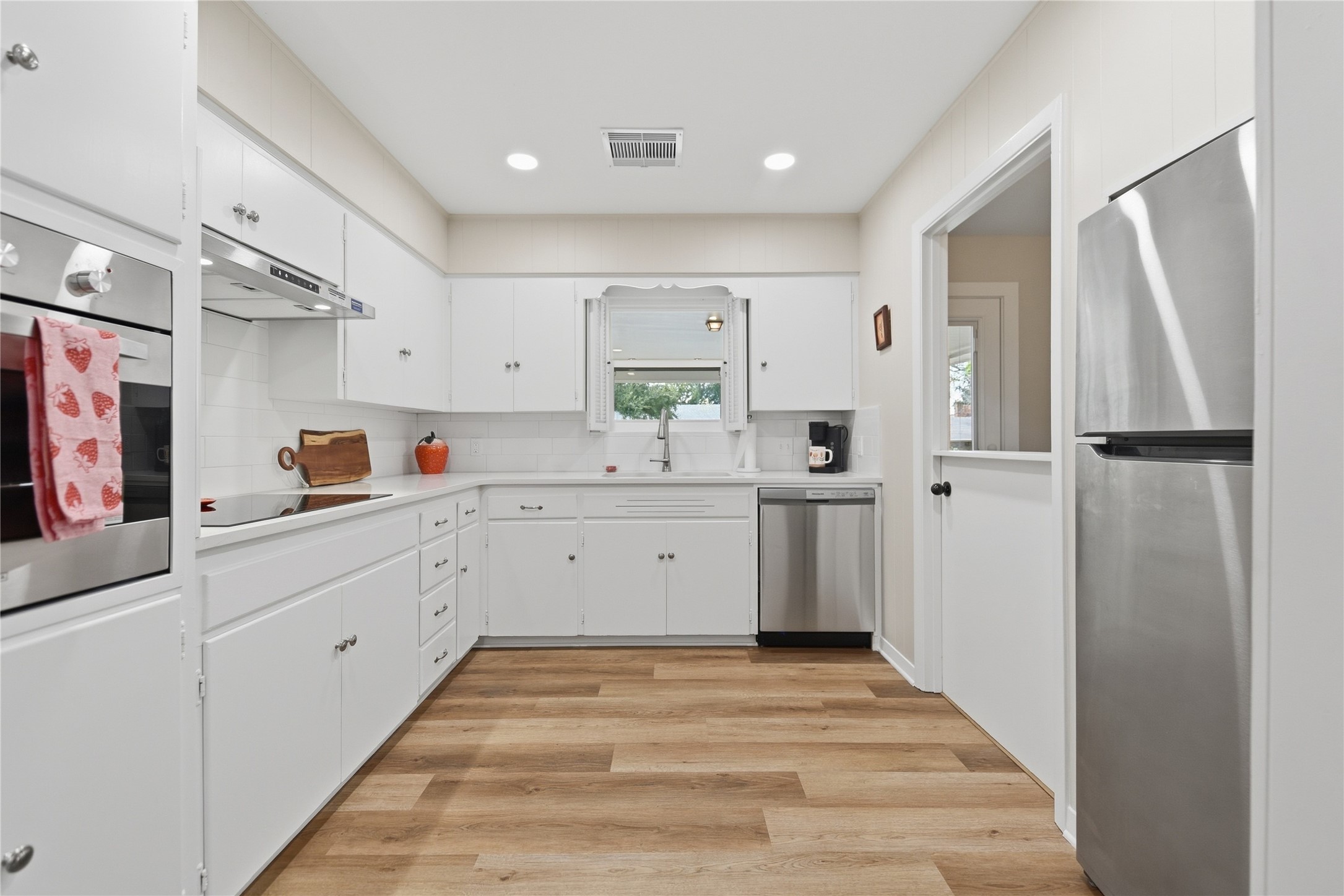 1505 Everitt Street Property Photo 13