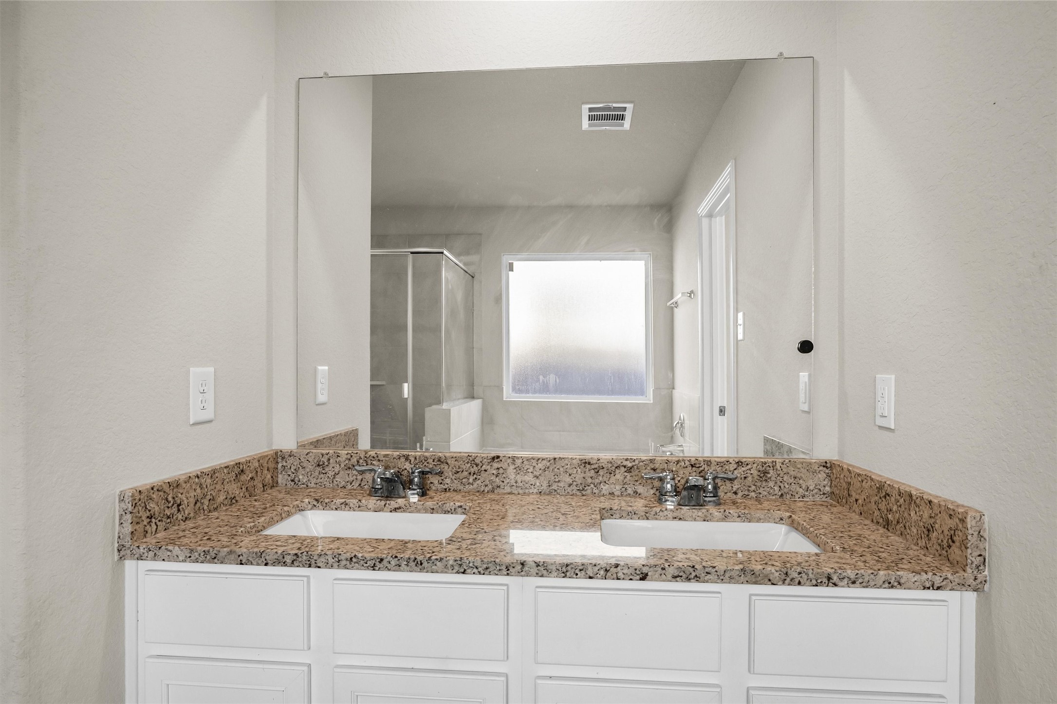 3816 Dyl Smitty Drive Property Photo 17
