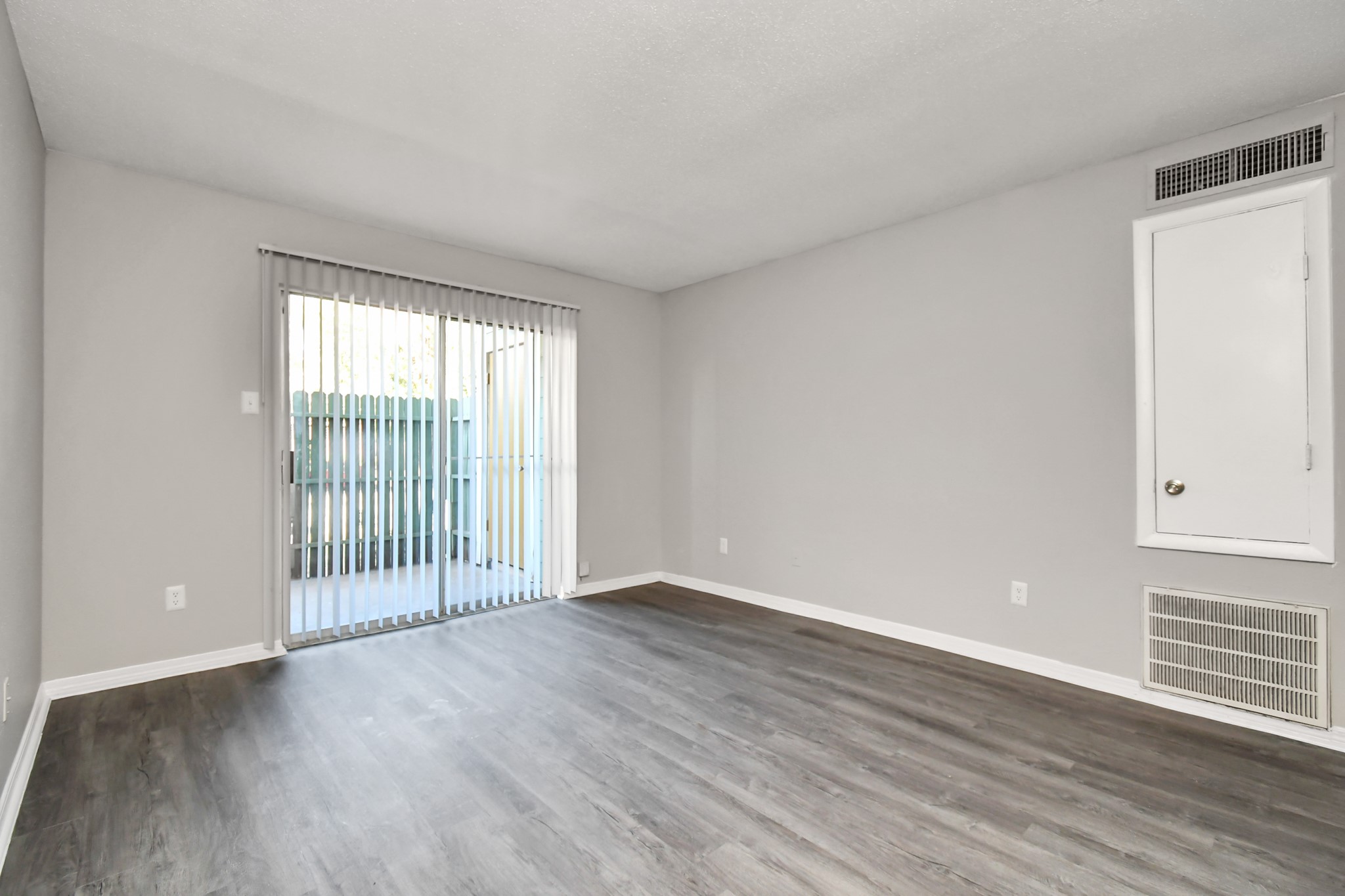 7700 W Airport Boulevard 0305 Property Photo 6
