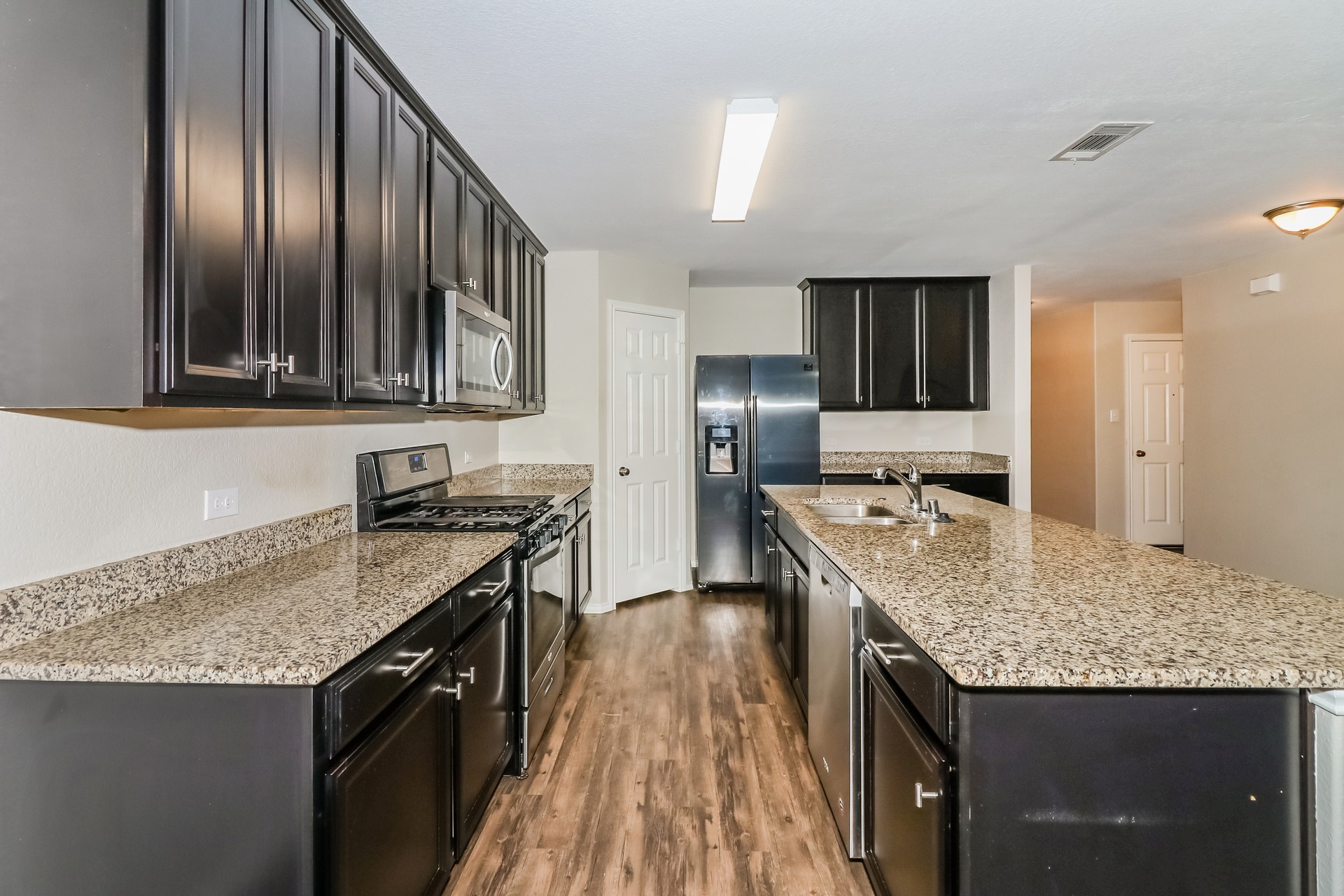 17719 Brahman Meadows Court Property Photo 6