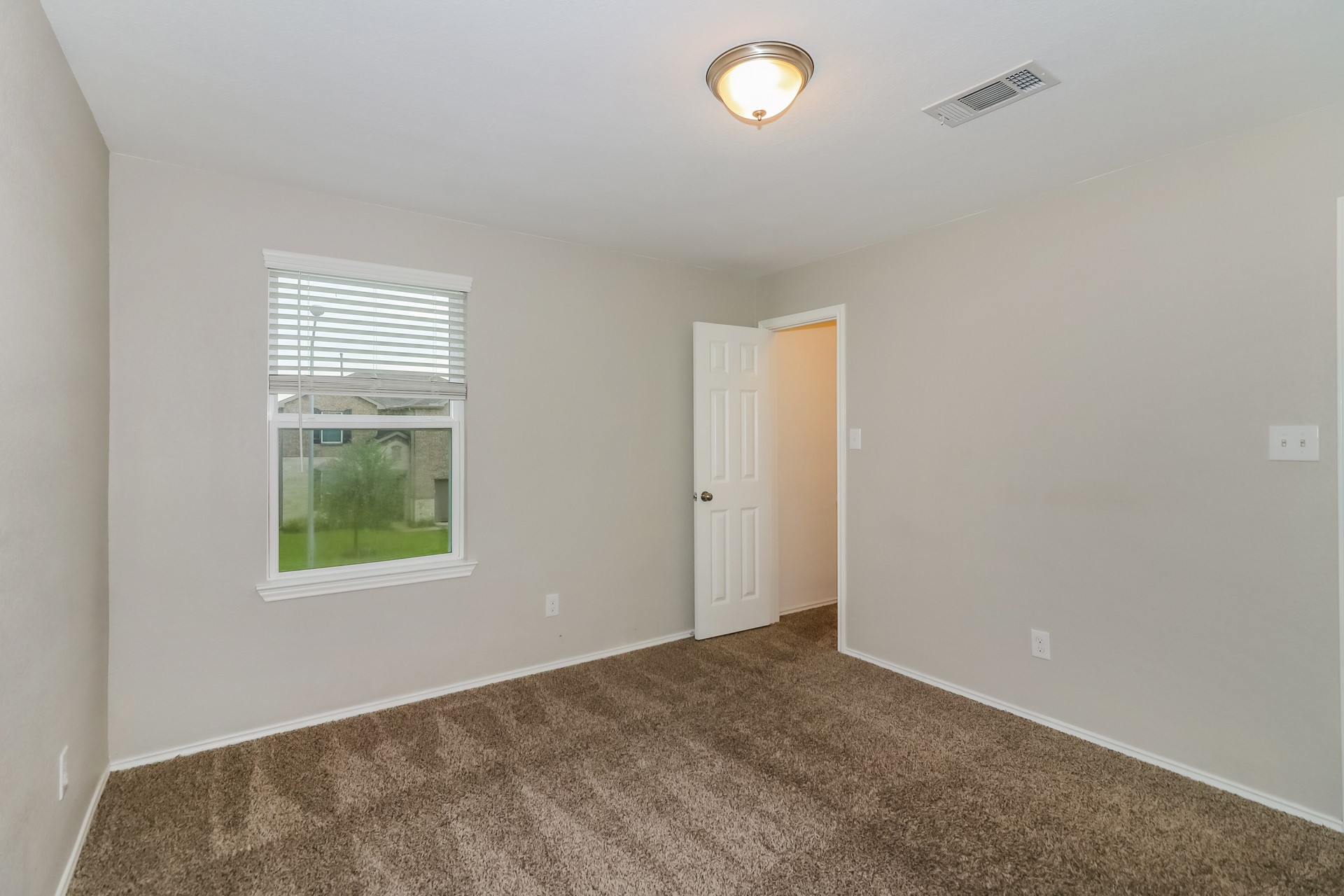 17719 Brahman Meadows Court Property Photo 14