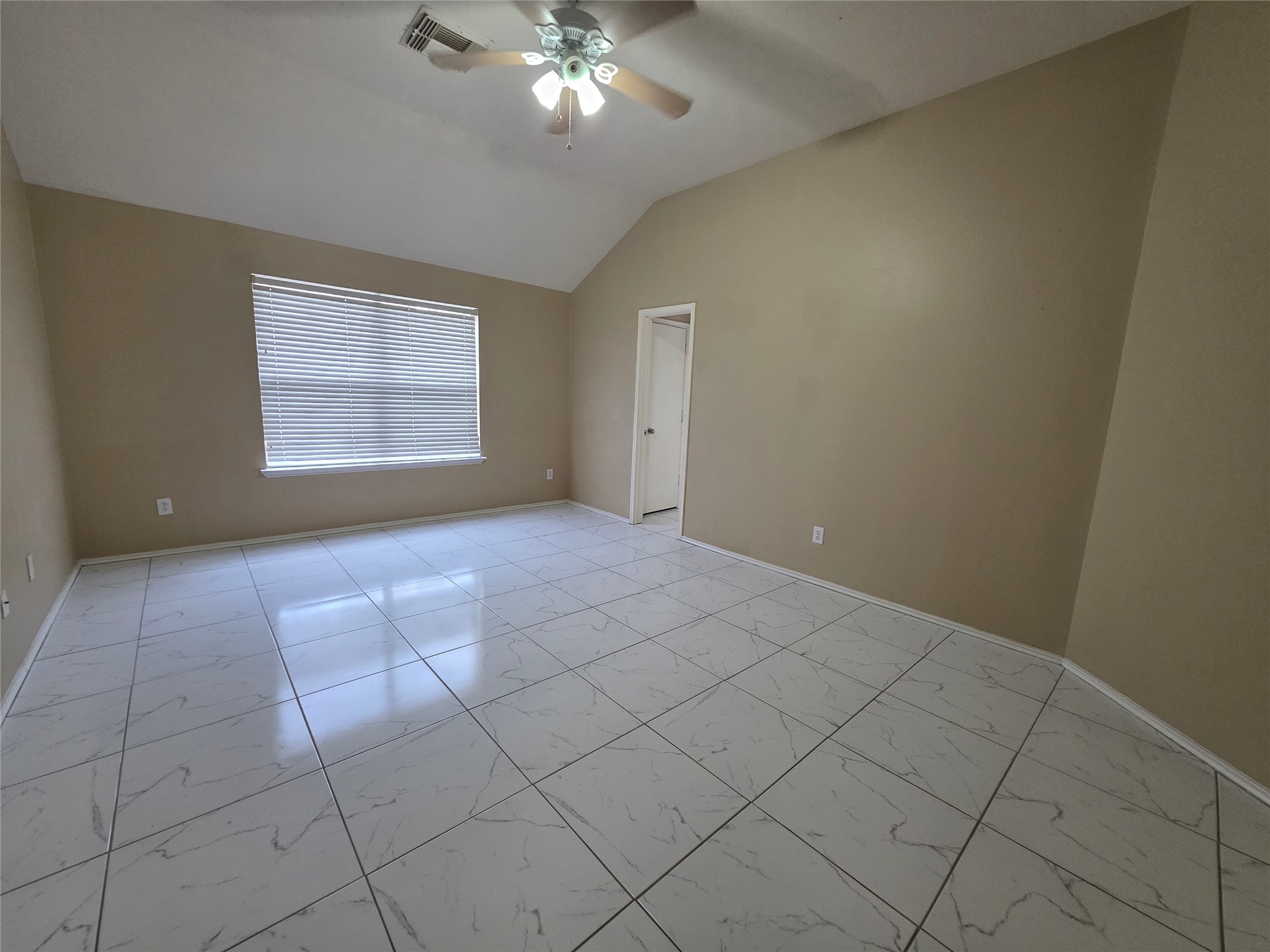 2659 Daryns Landing Drive Property Photo 14