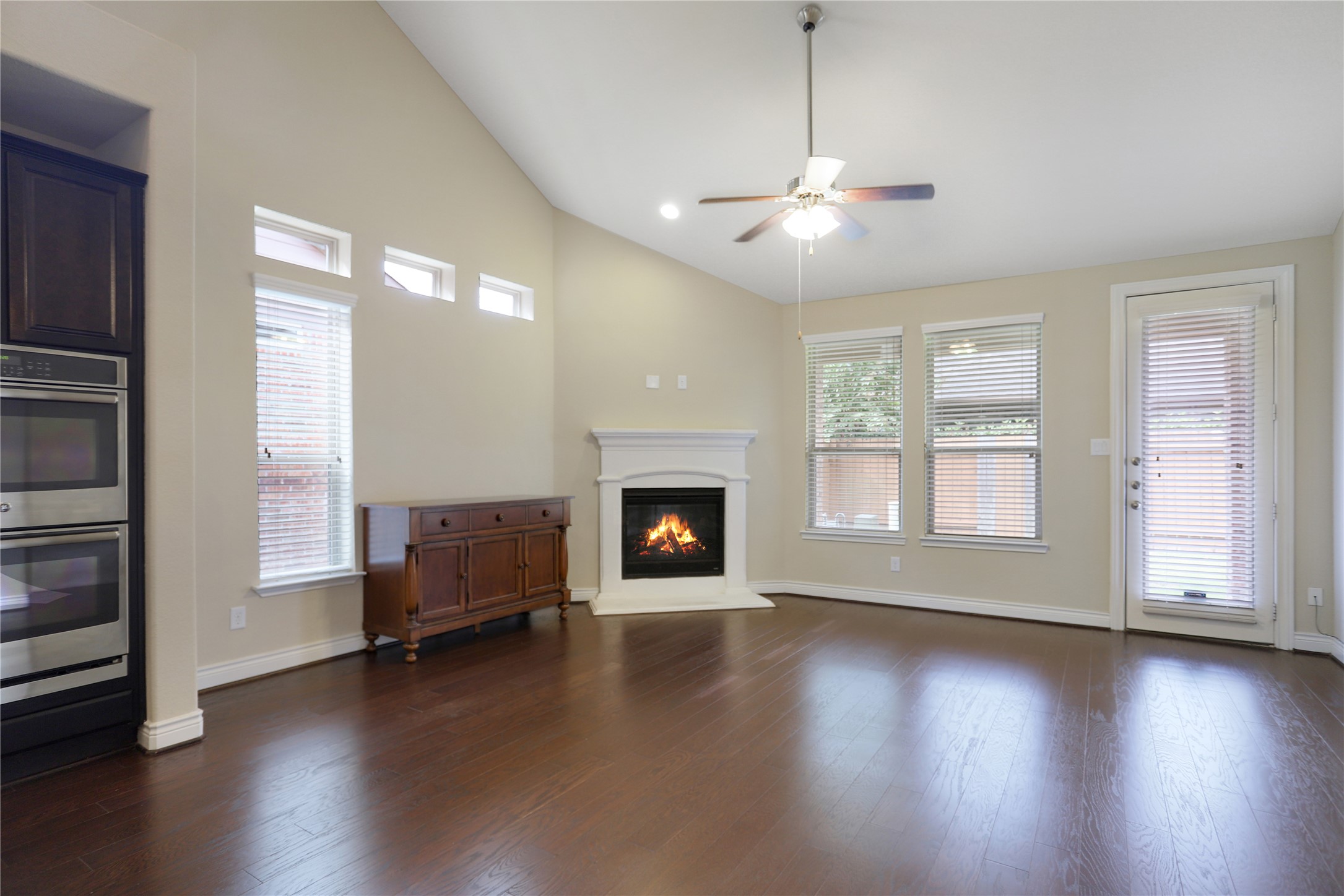 24139 Tapa Springs Lane Property Photo 6