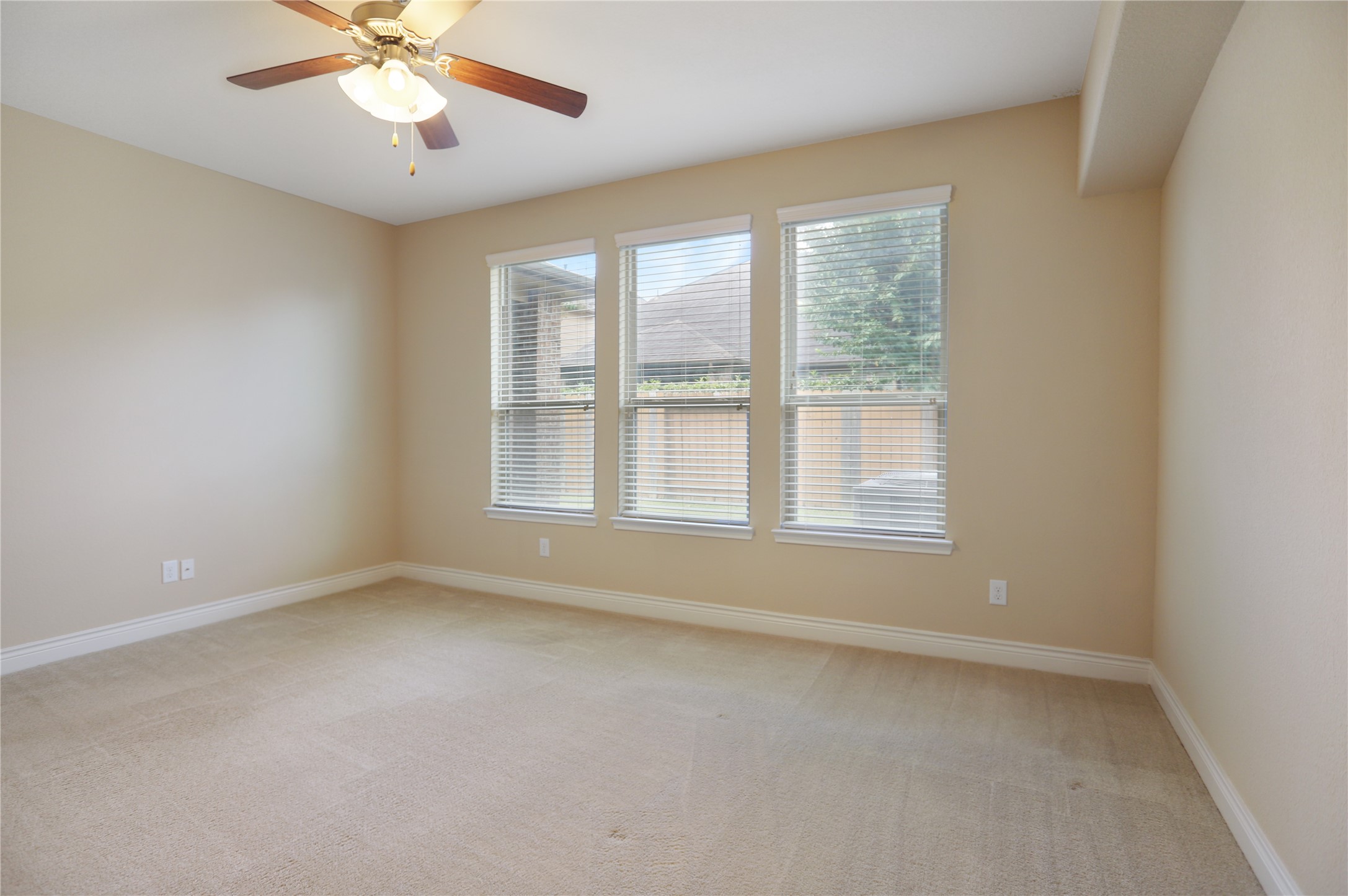24139 Tapa Springs Lane Property Photo 16