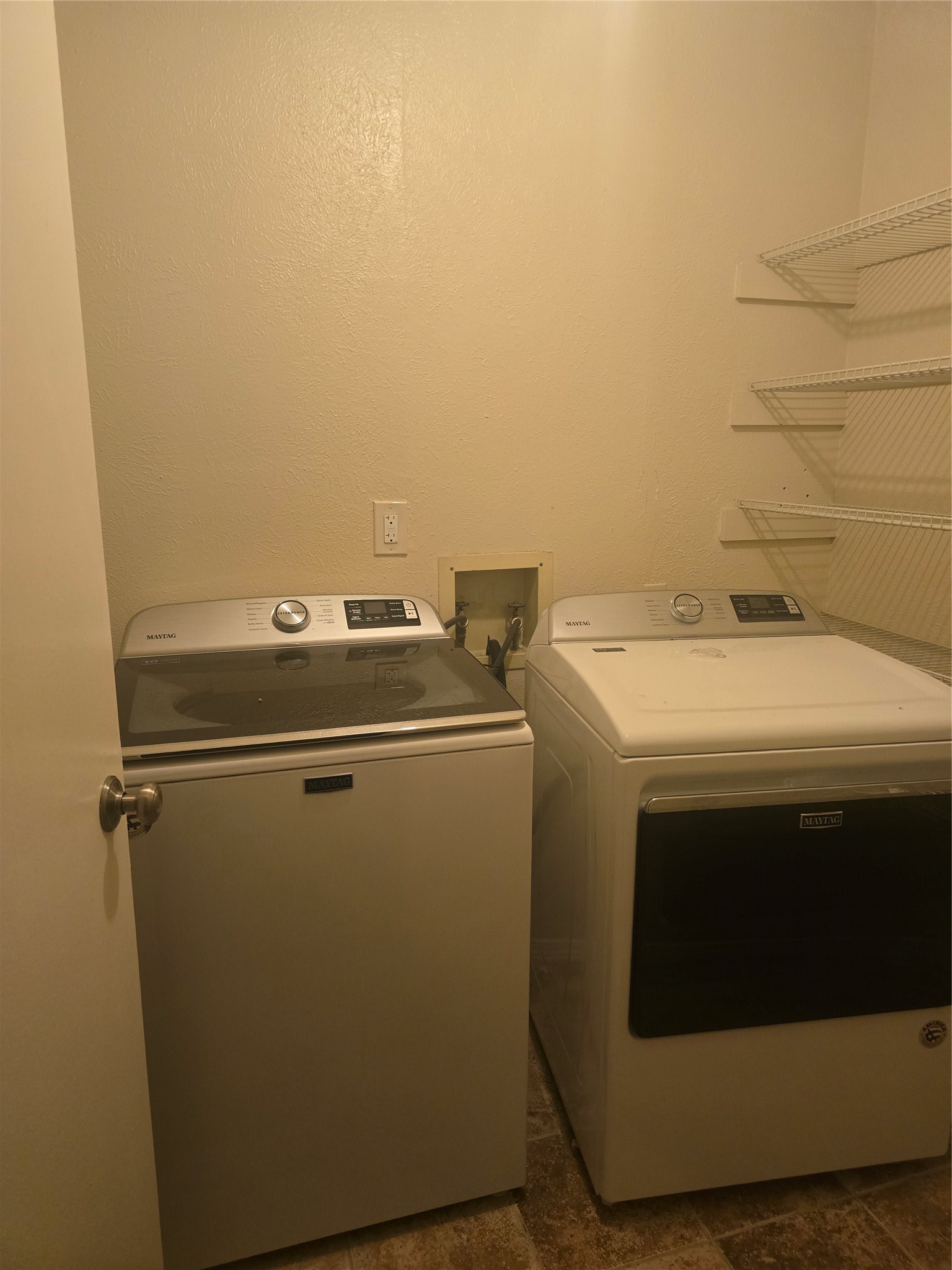 5523 Fair Forest Drive Property Photo 15