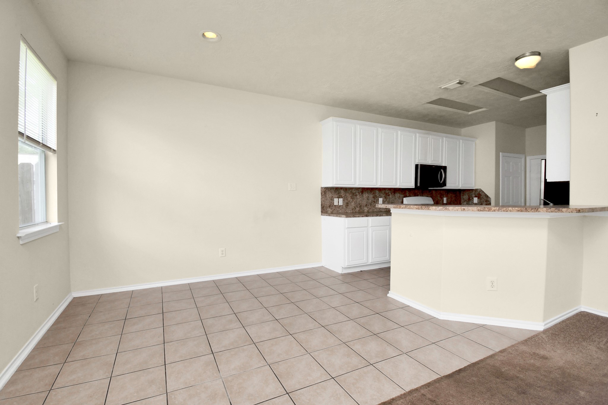 139 Benedict Canyon Loop Property Photo 9