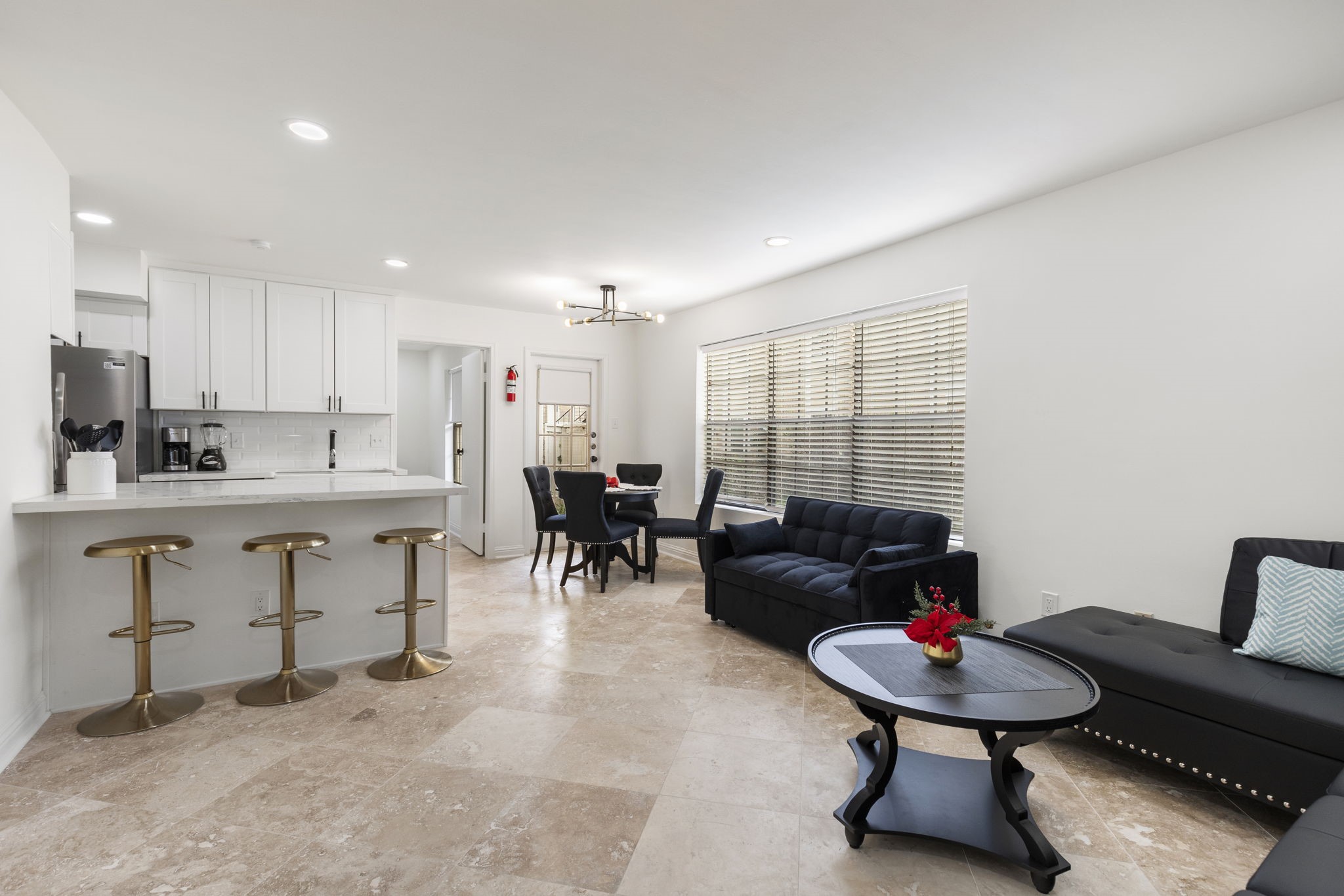2750 Holly Hall Street 1111 Property Photo 4
