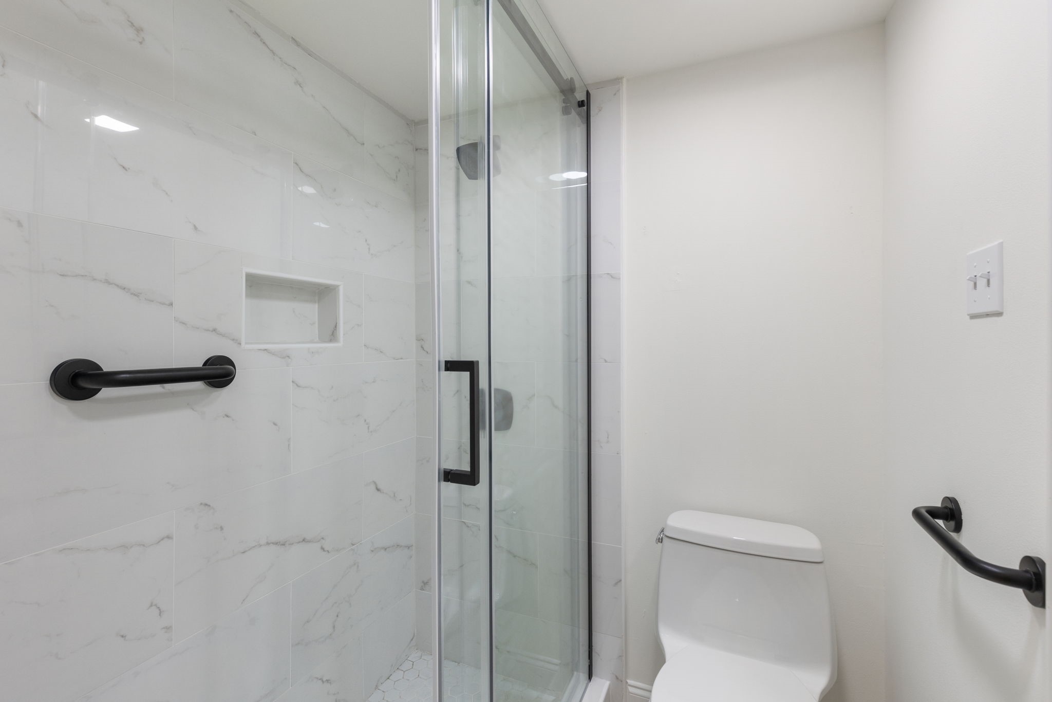 2750 Holly Hall Street 1111 Property Photo 16