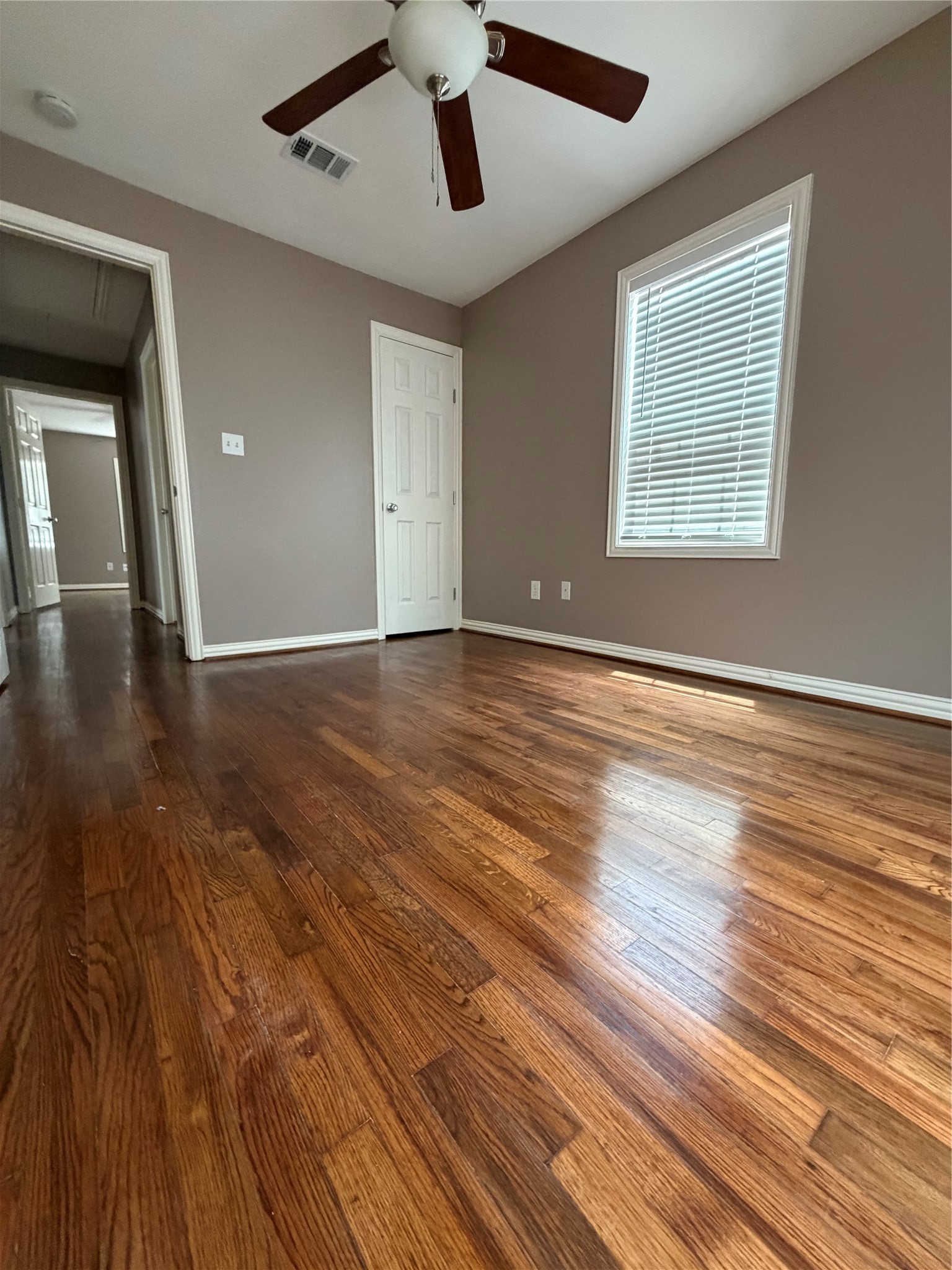 2908 Wentworth Street A Property Photo 3