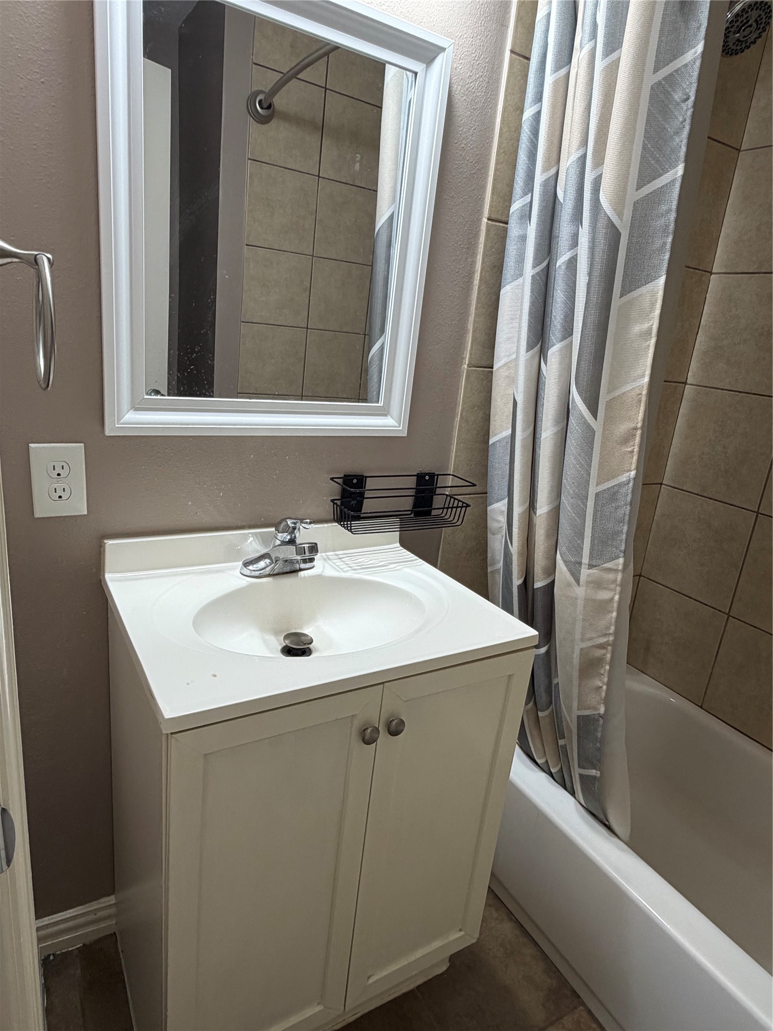 2908 Wentworth Street A Property Photo 12