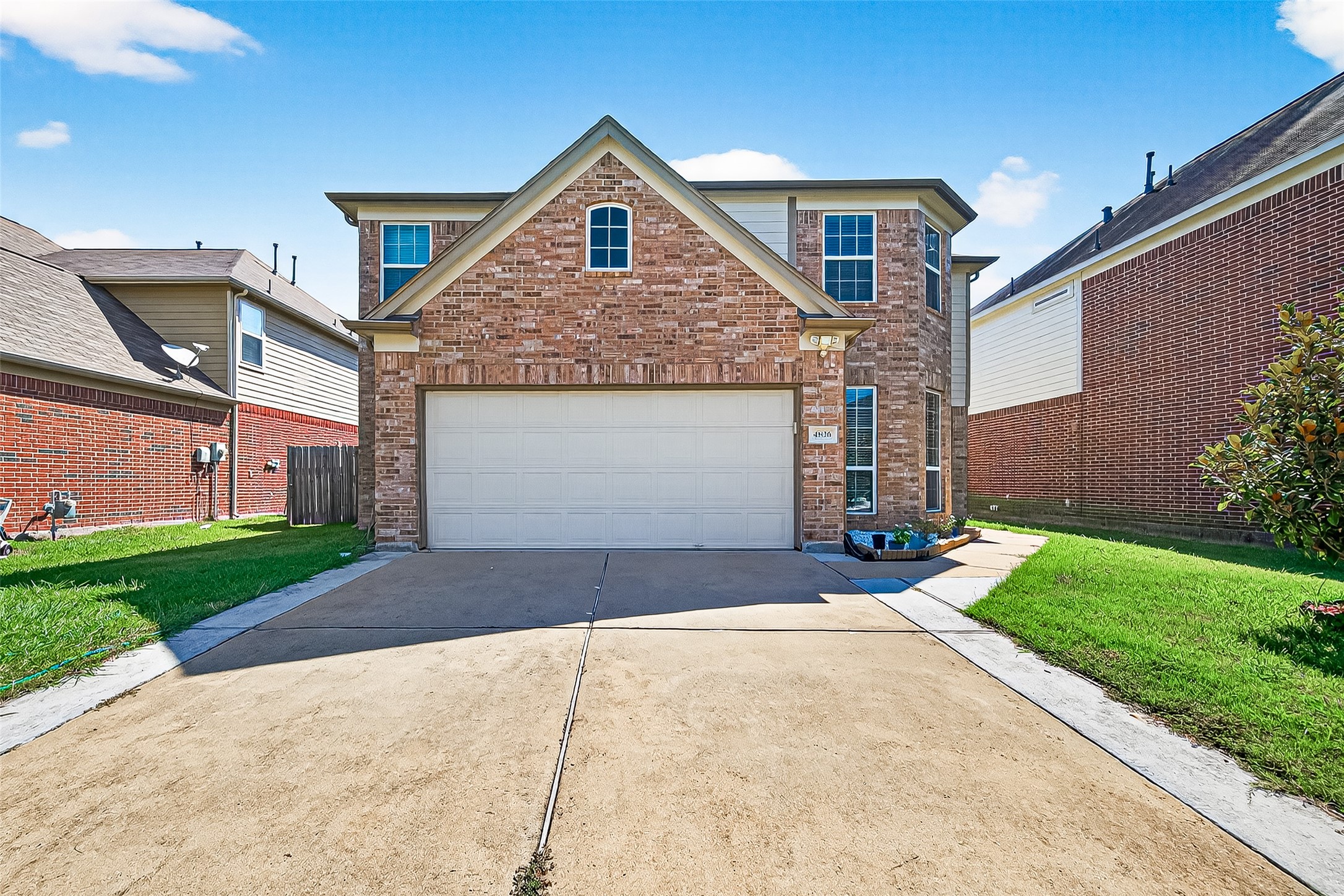 4826 Gingham Check Court Property Photo 1