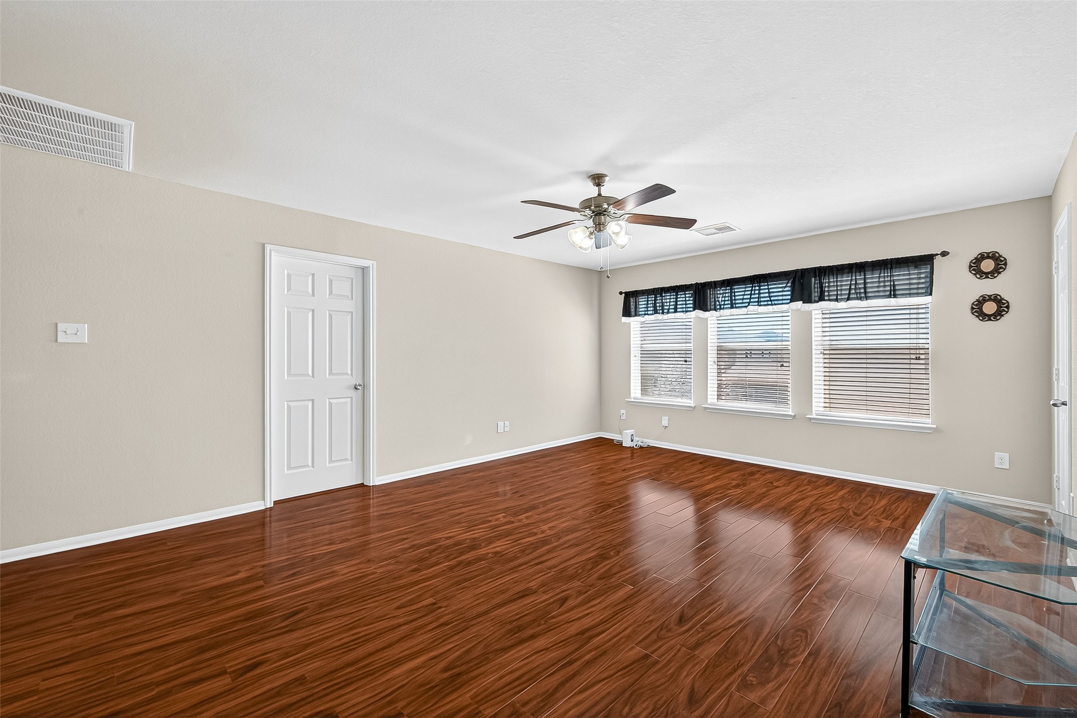 4826 Gingham Check Court Property Photo 13