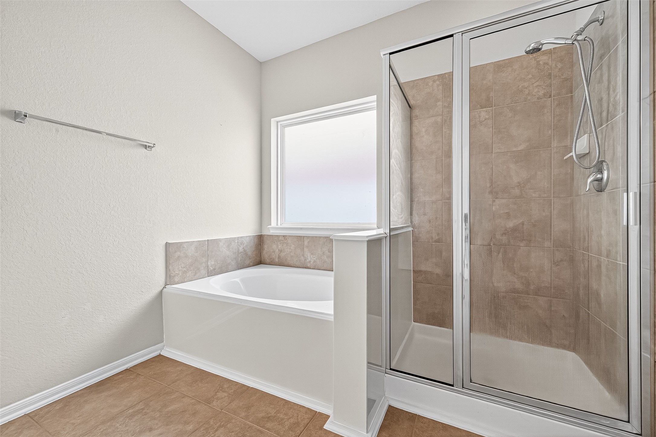 4826 Gingham Check Court Property Photo 15