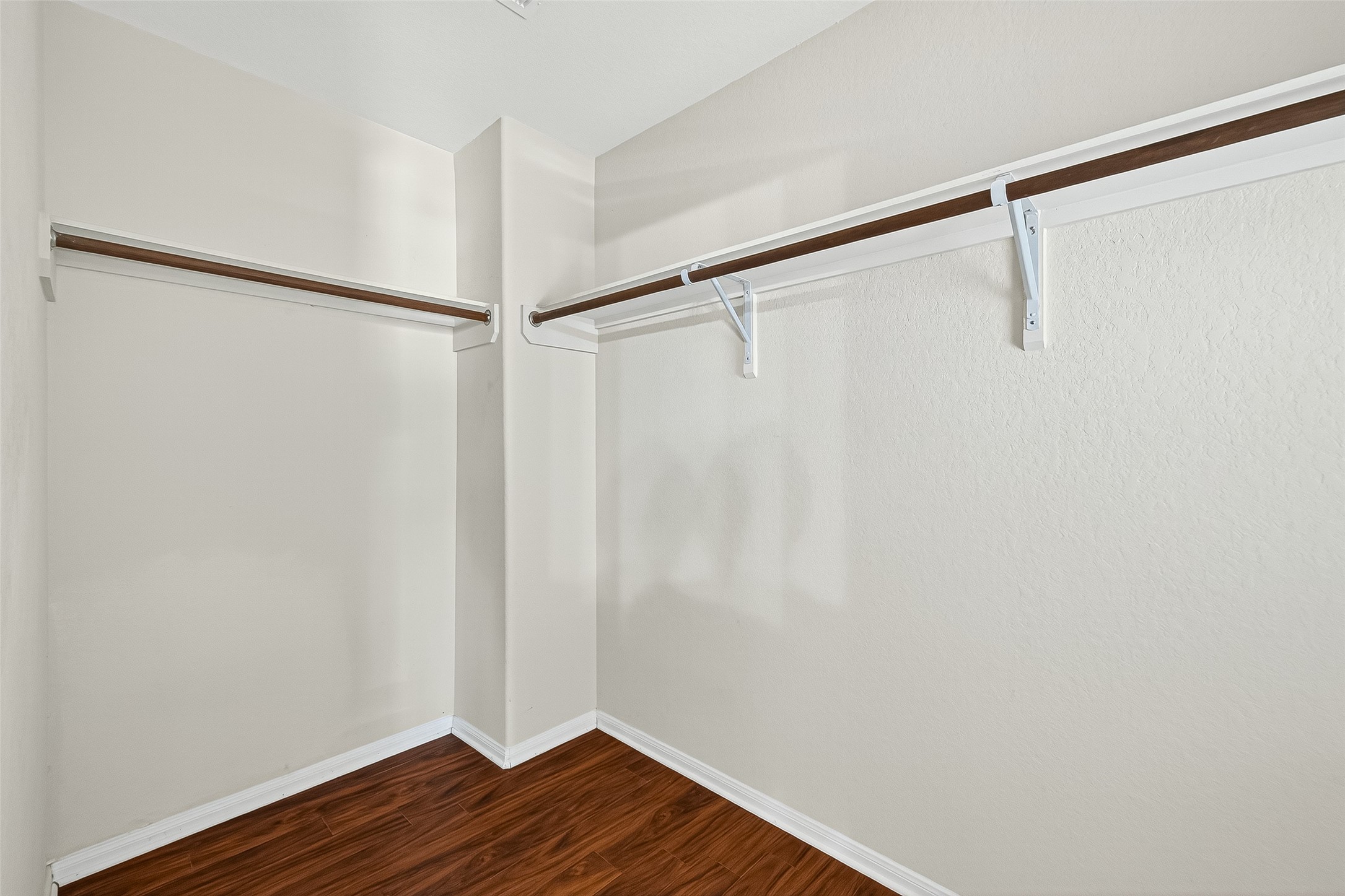 4826 Gingham Check Court Property Photo 16