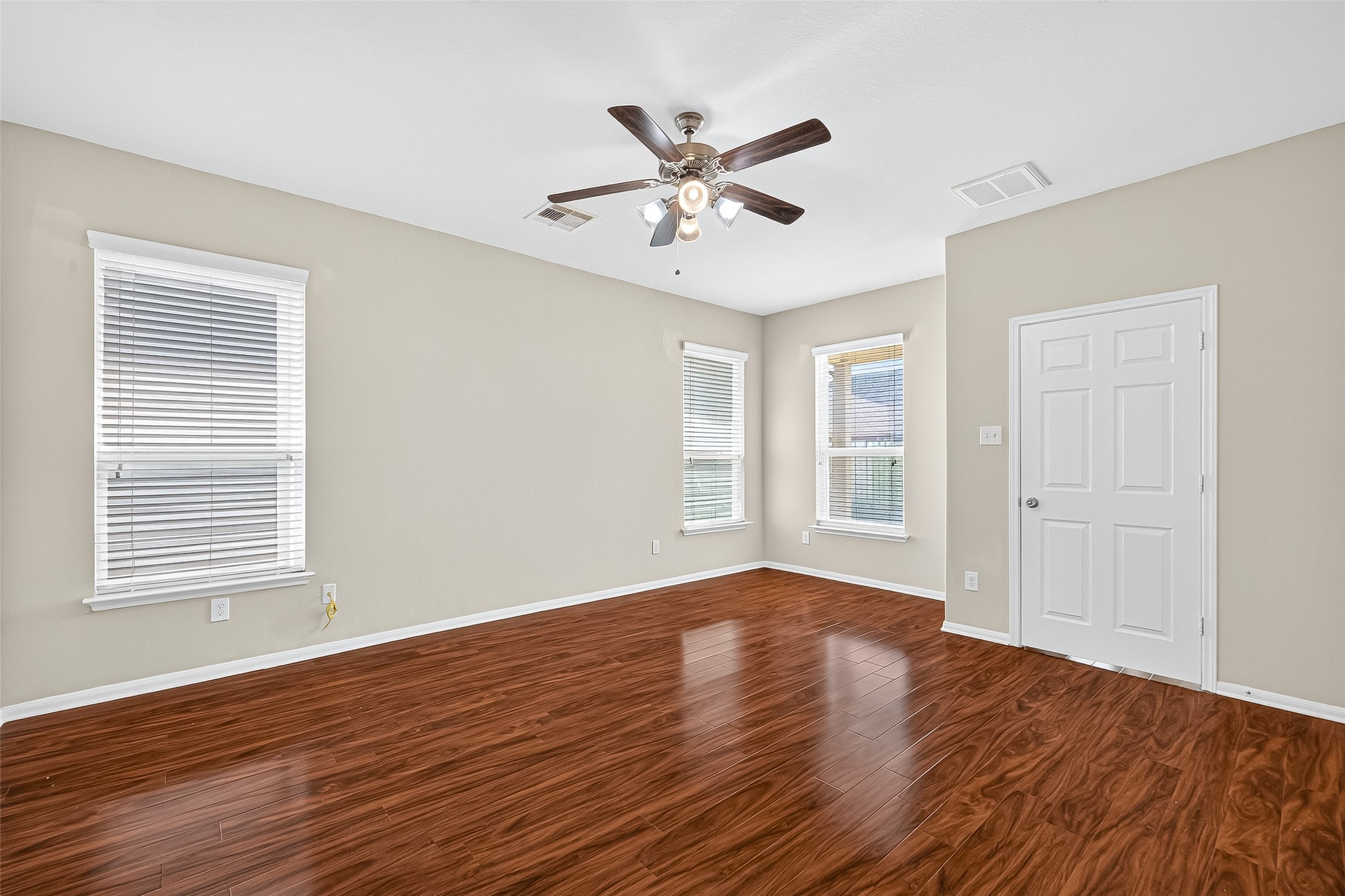 4826 Gingham Check Court Property Photo 19