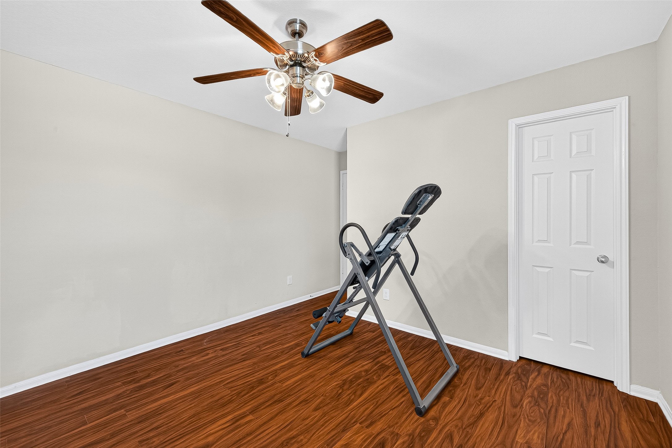 4826 Gingham Check Court Property Photo 26