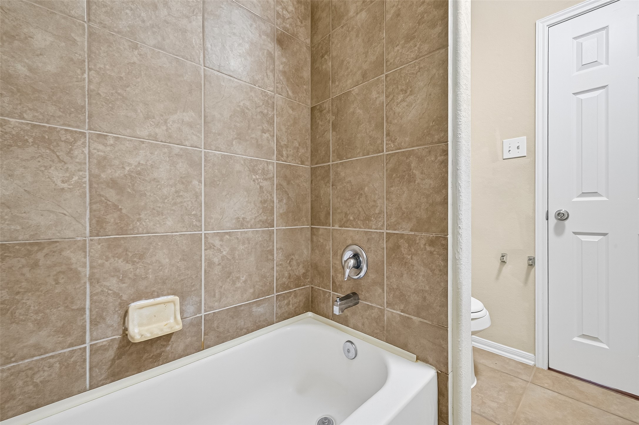 4826 Gingham Check Court Property Photo 28