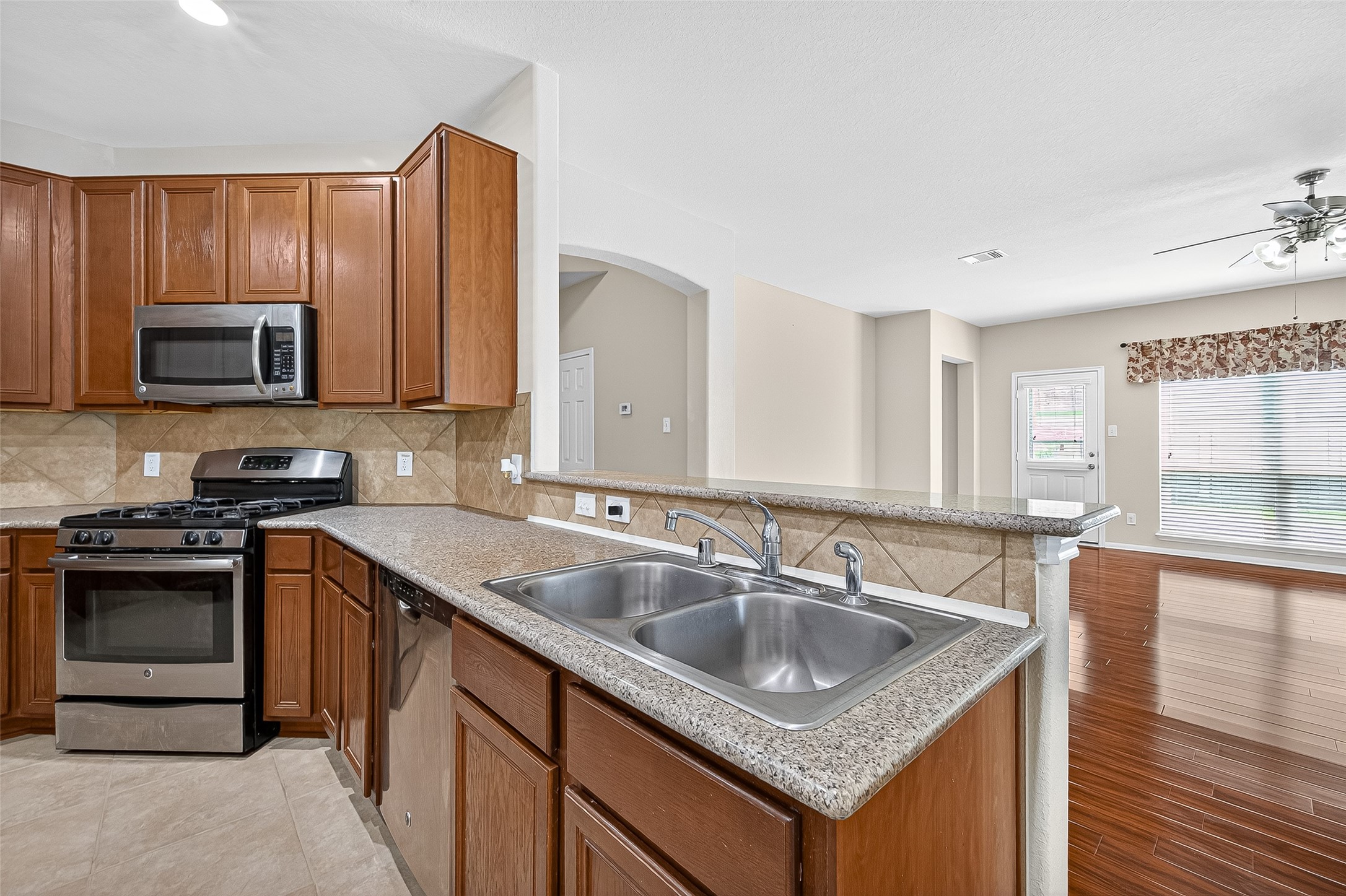 4826 Gingham Check Court Property Photo 40