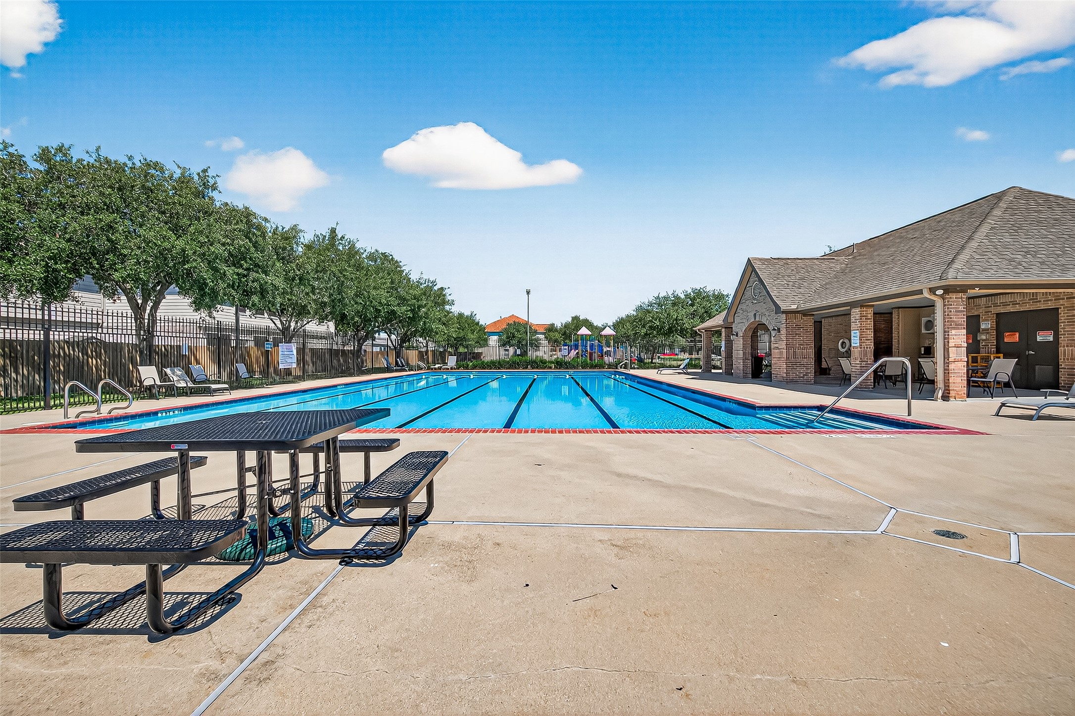 4826 Gingham Check Court Property Photo 46