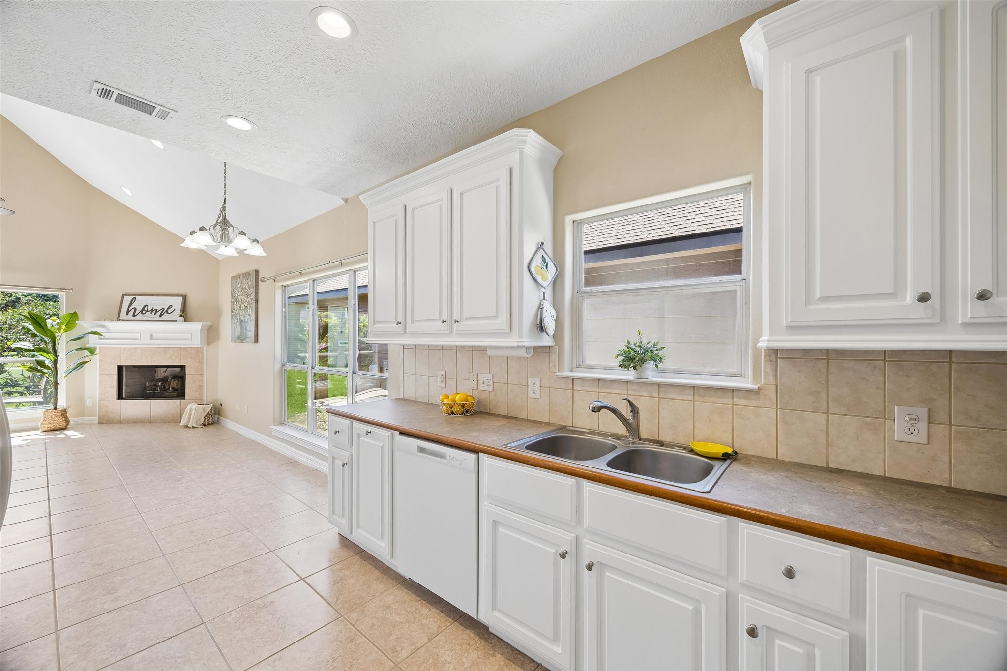 14653 Ophiuchus Court Property Photo 10