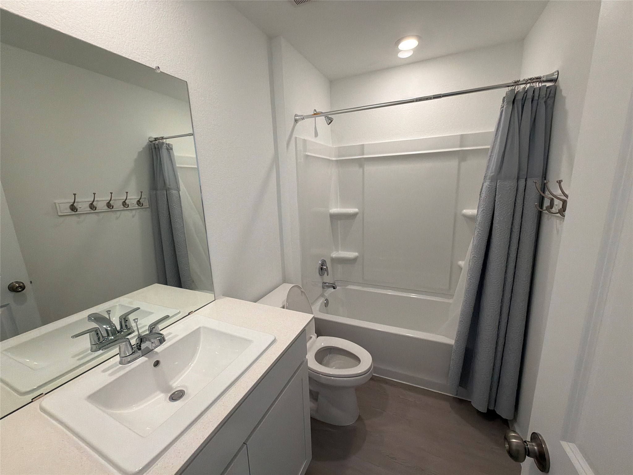 930 Pertuso Lane Property Photo 15