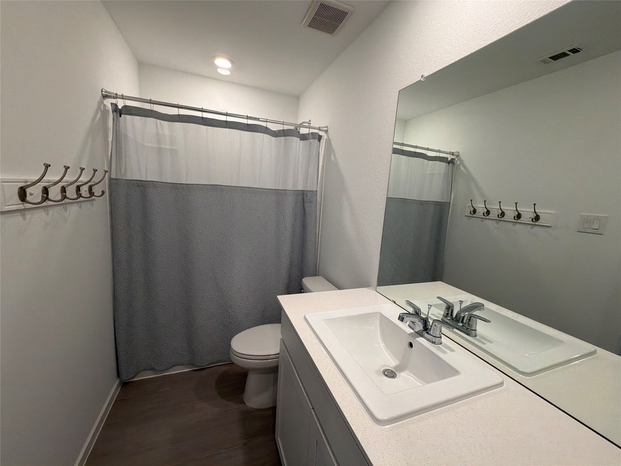 930 Pertuso Lane Property Photo 18