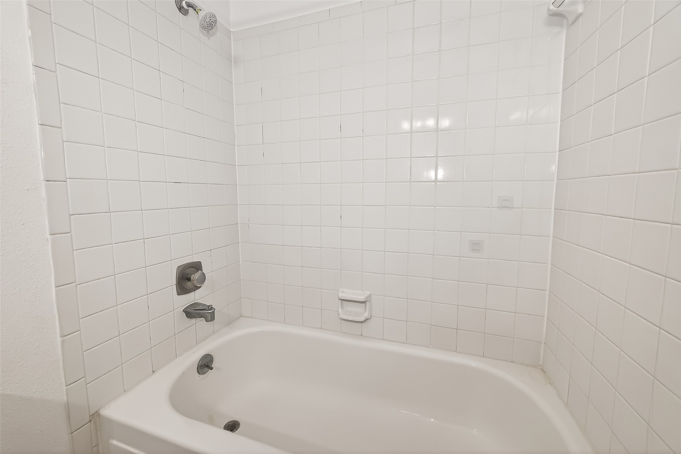 1920 Augusta Drive 7 Property Photo 23