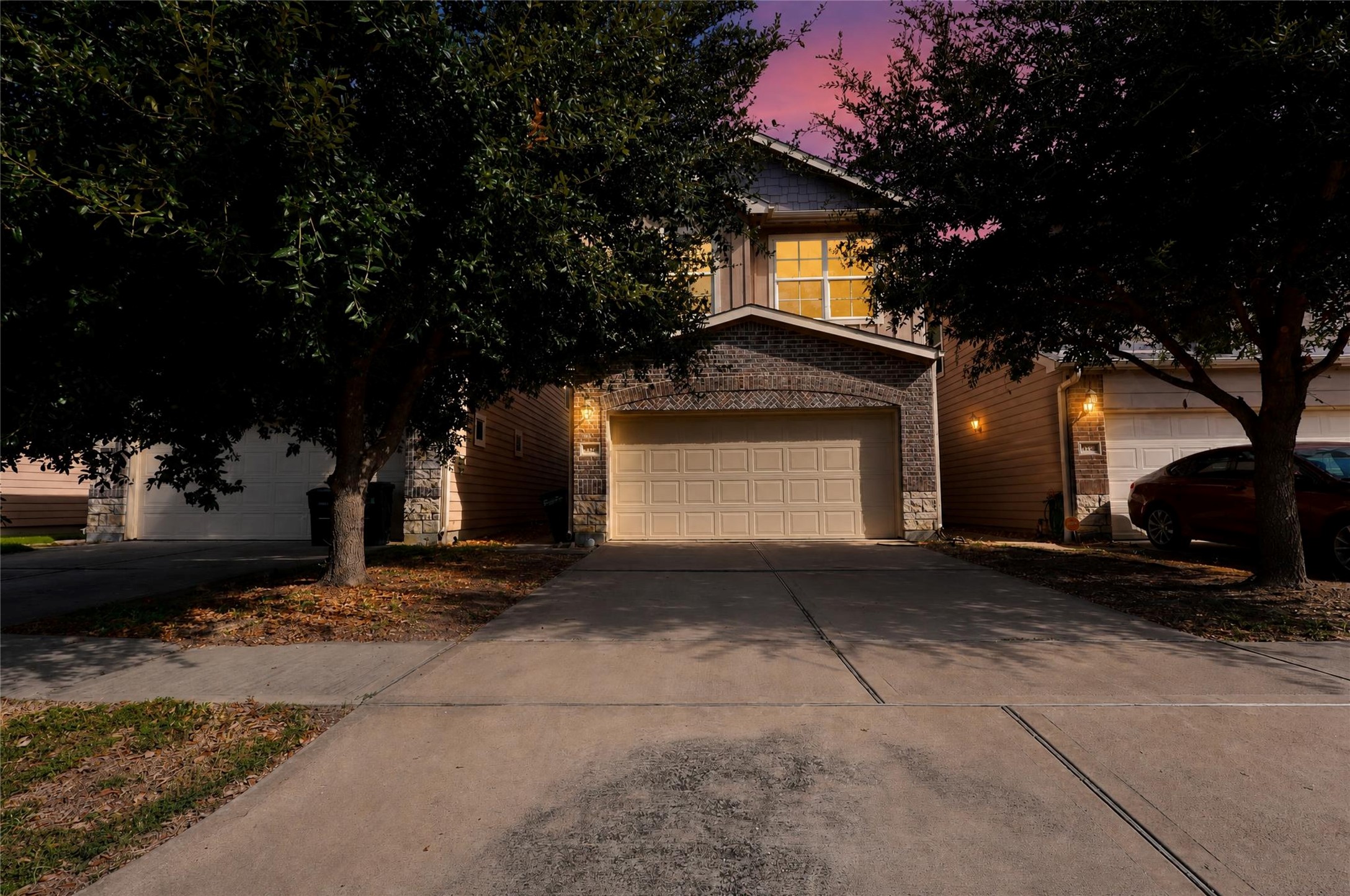 17132 Wilthorne Gardens Court Property Photo 3