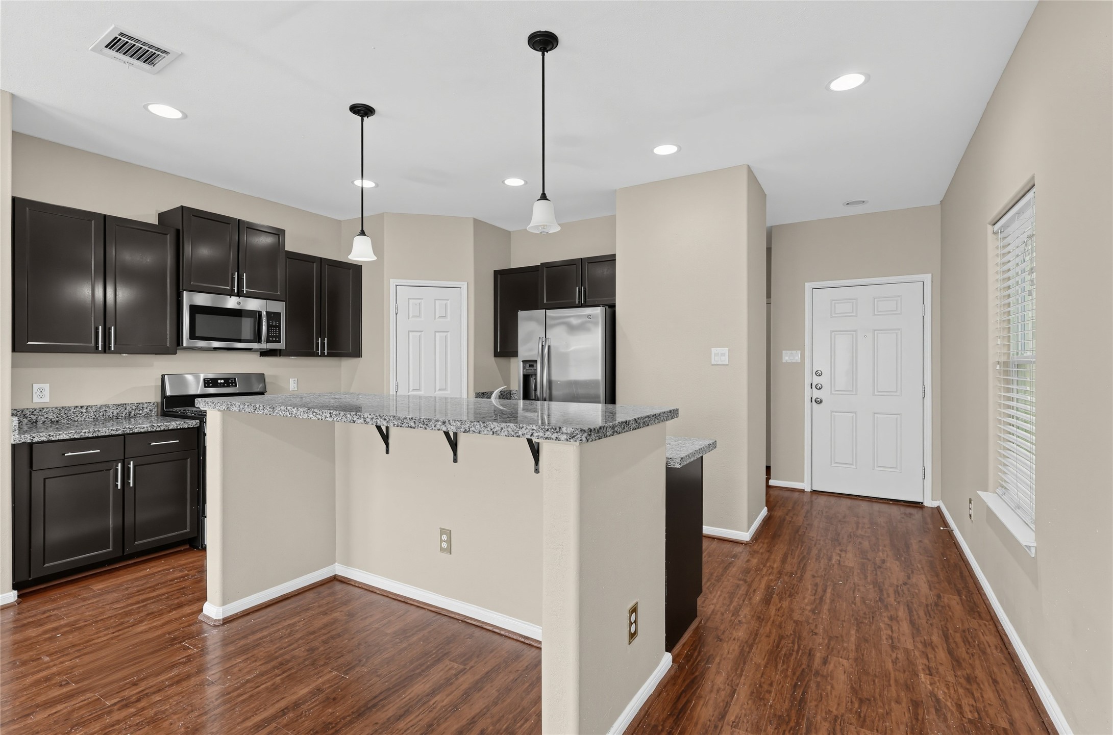 17132 Wilthorne Gardens Court Property Photo 11