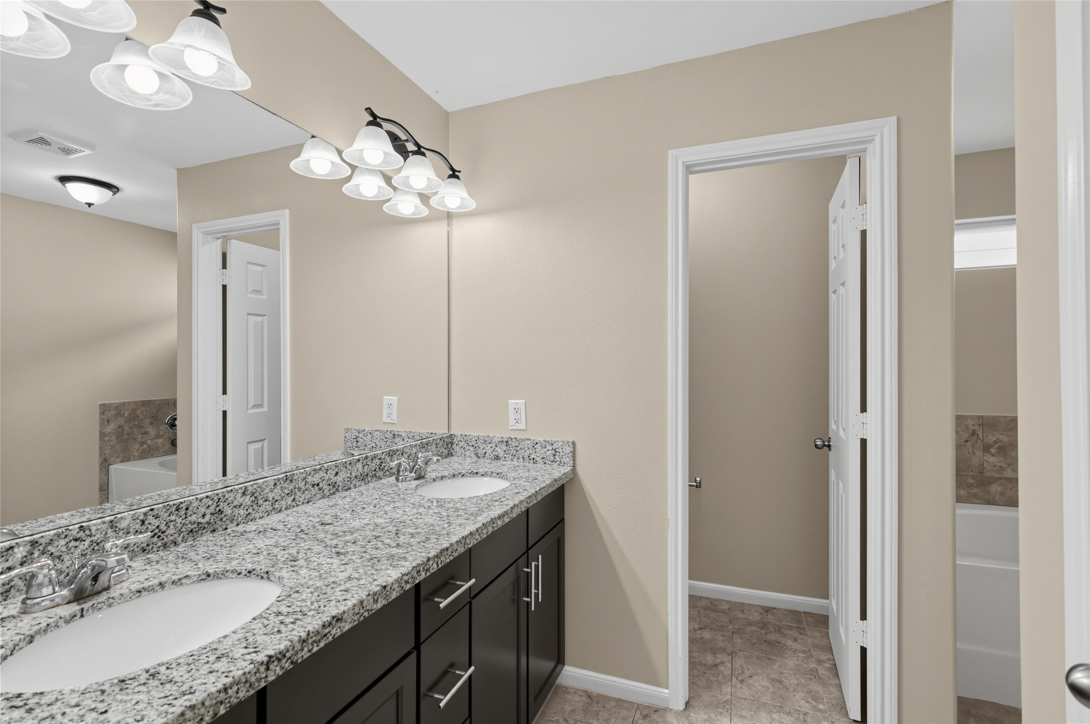 17132 Wilthorne Gardens Court Property Photo 22