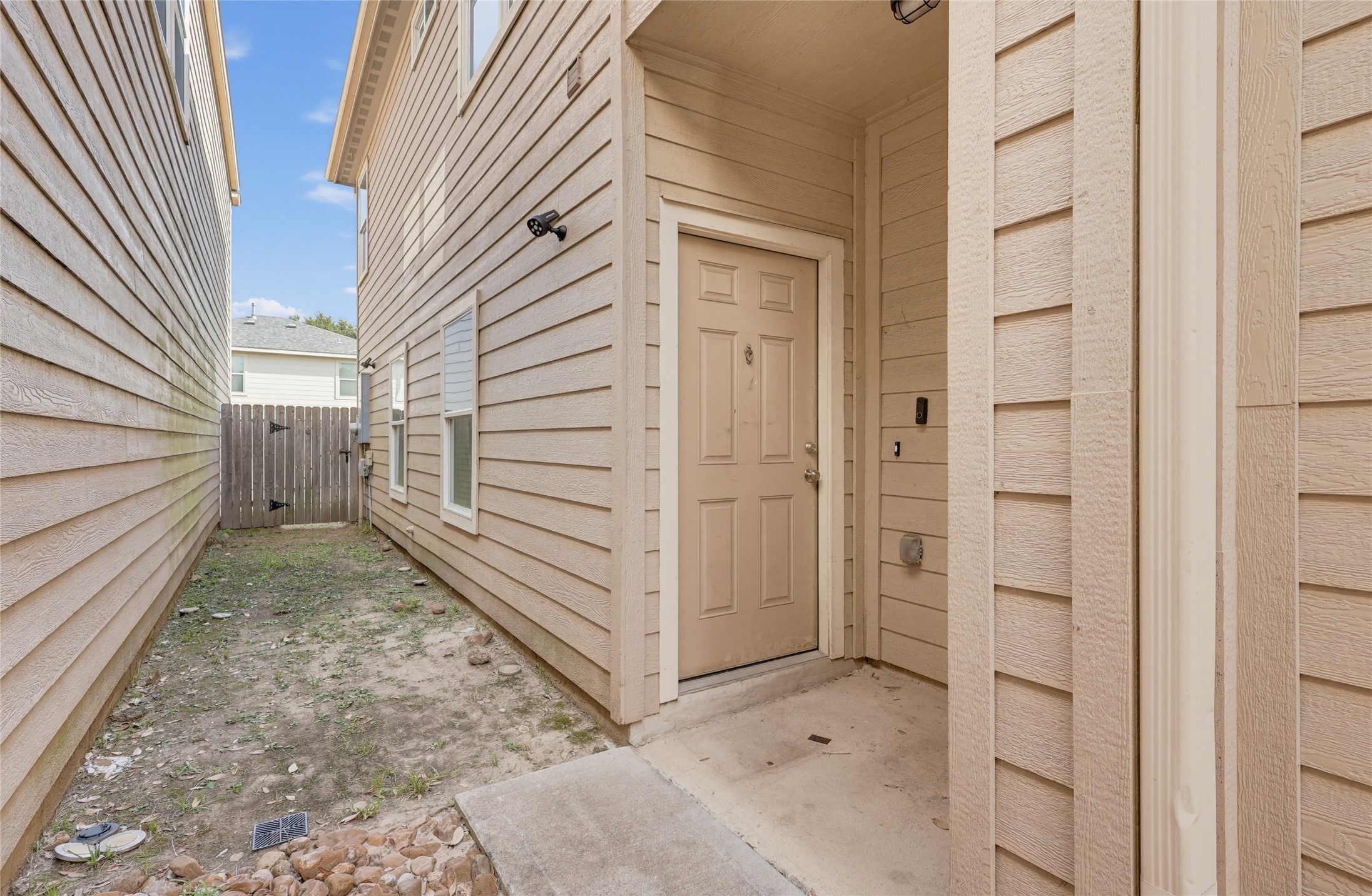 17132 Wilthorne Gardens Court Property Photo 25