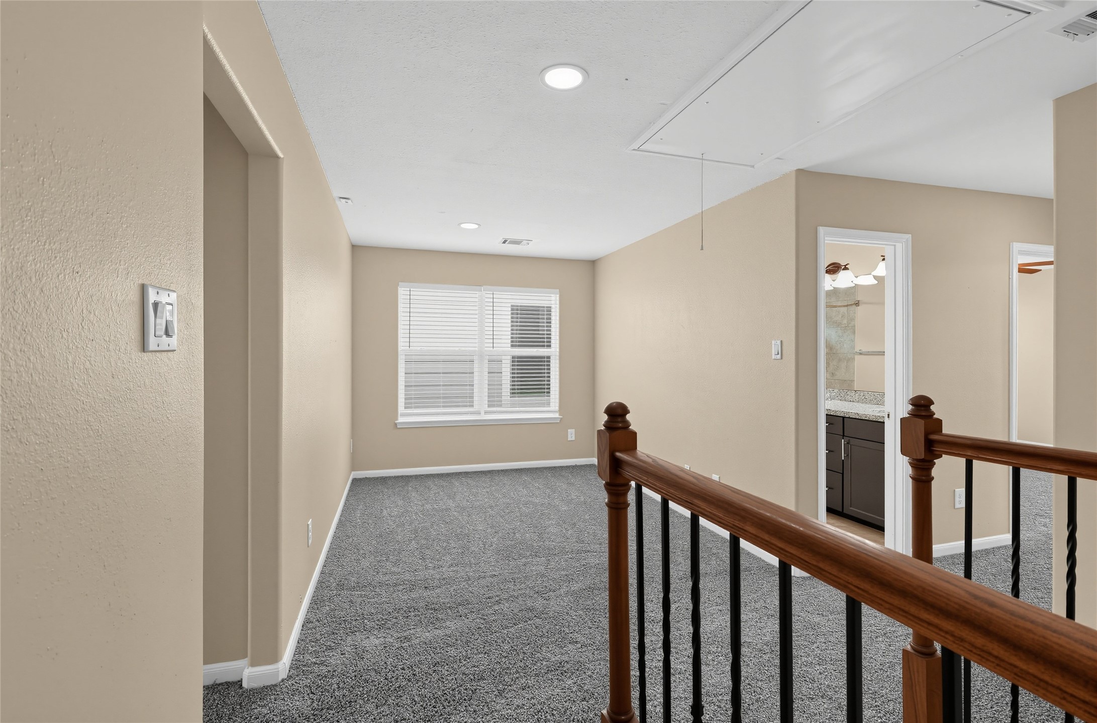 17132 Wilthorne Gardens Court Property Photo 30