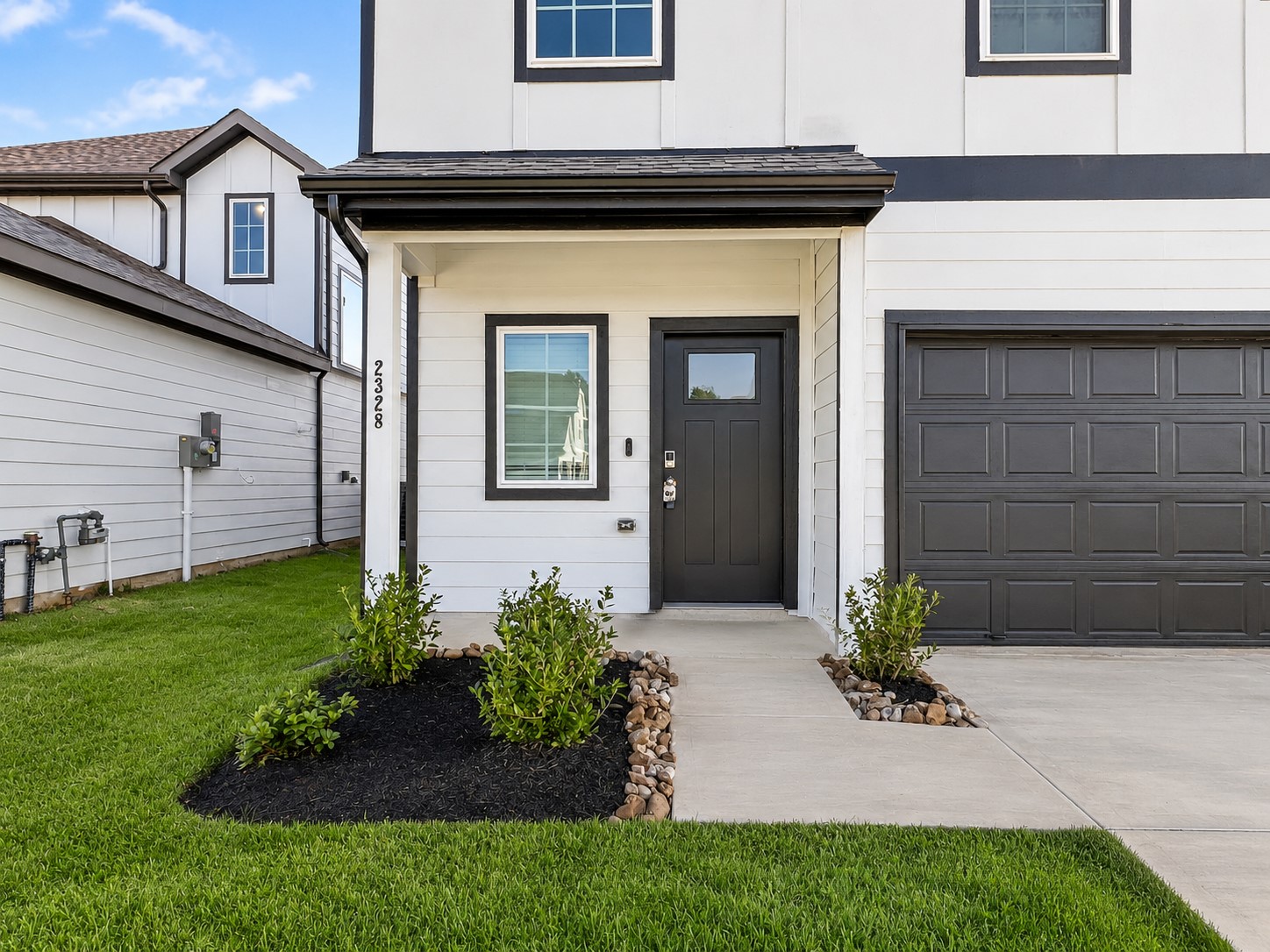 2328 Pipefish Drive Property Photo 2
