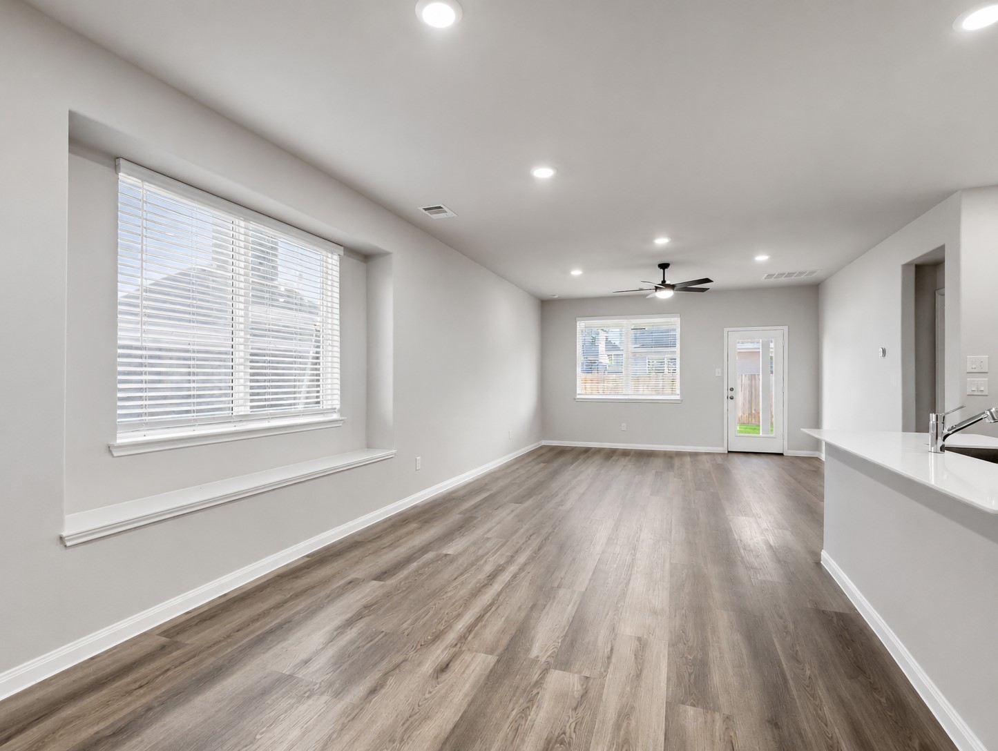2328 Pipefish Drive Property Photo 6