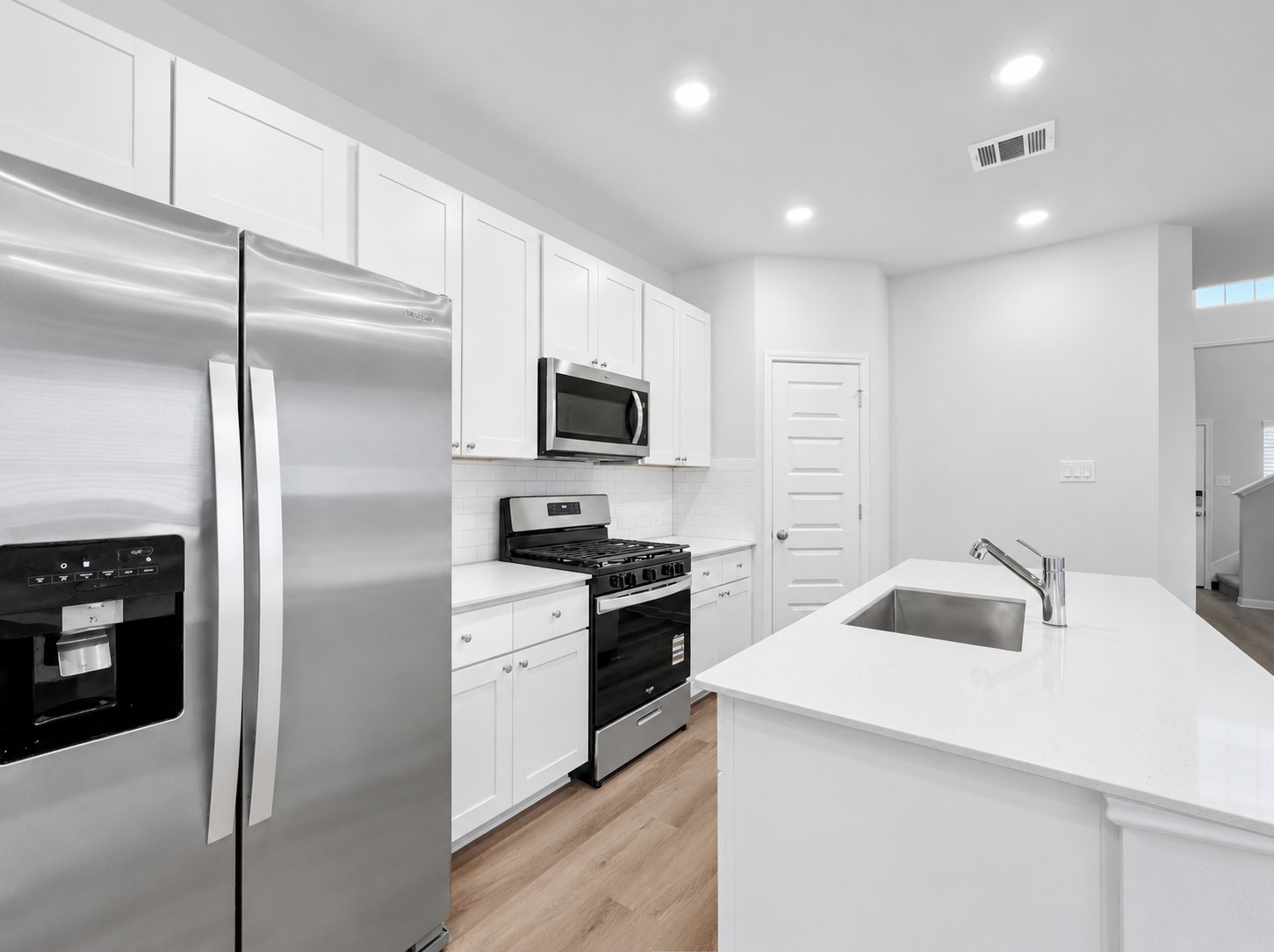 2328 Pipefish Drive Property Photo 14