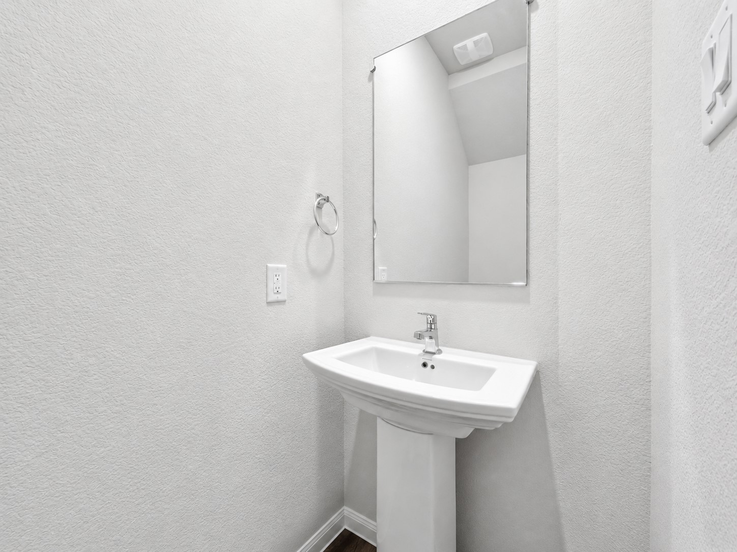 2328 Pipefish Drive Property Photo 28