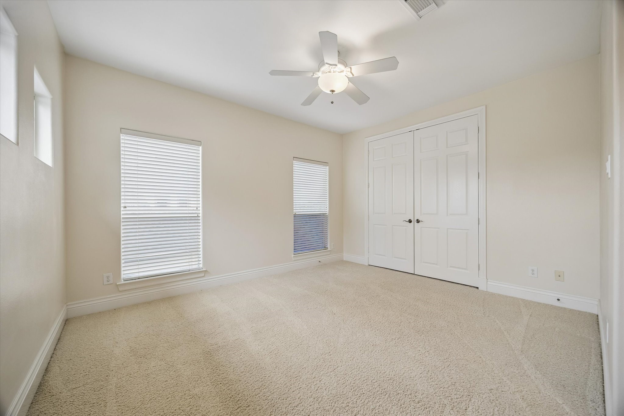 5230 Turning Leaf Lane Property Photo 24