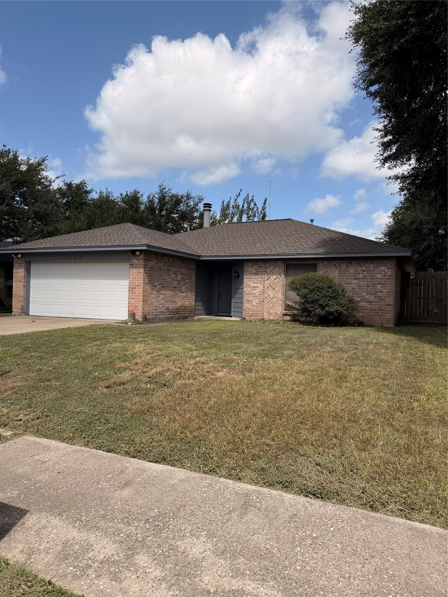 8010 Western Trail Drive Property Photo