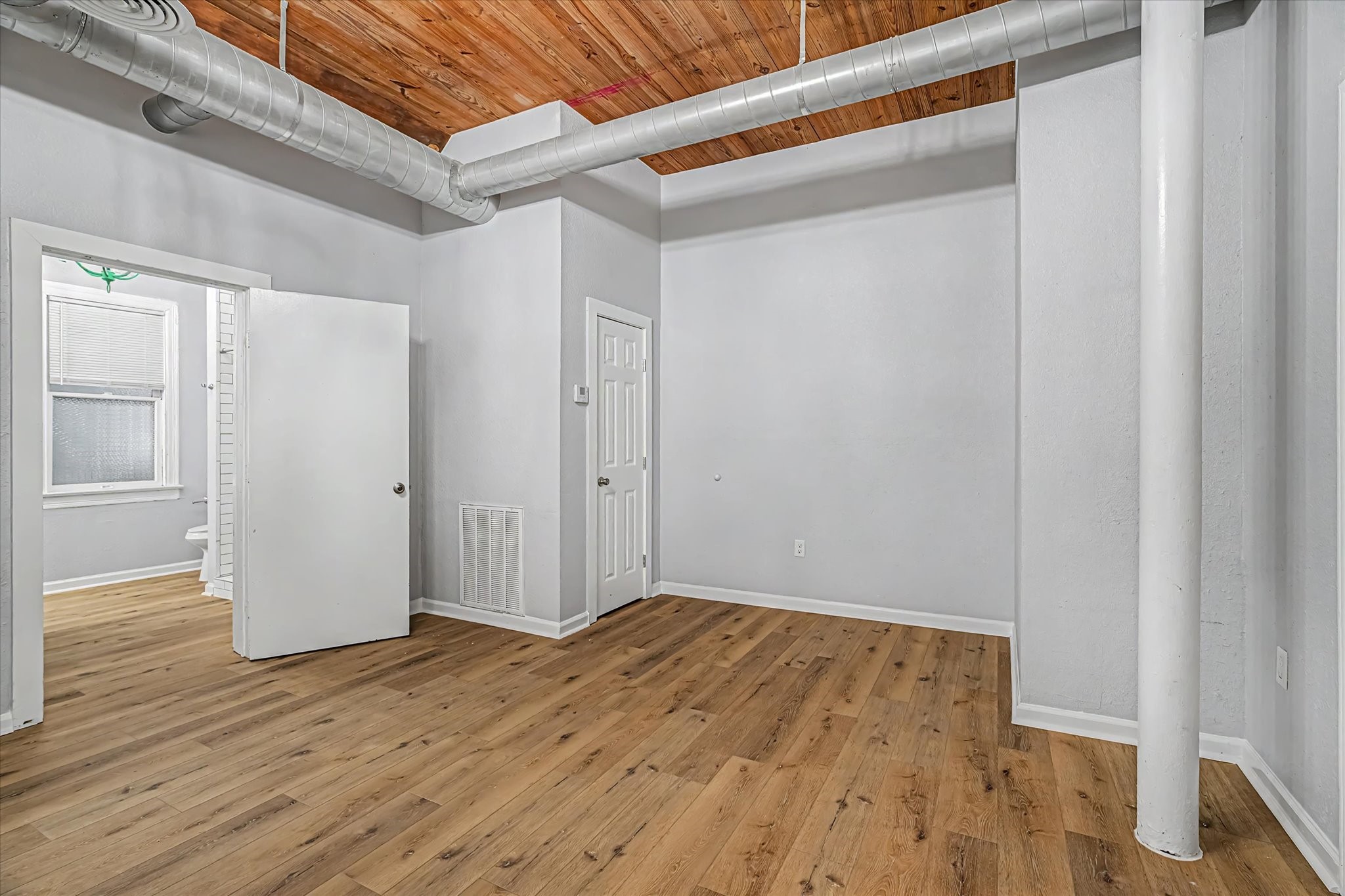 1827 Avenue O 2 Property Photo 6