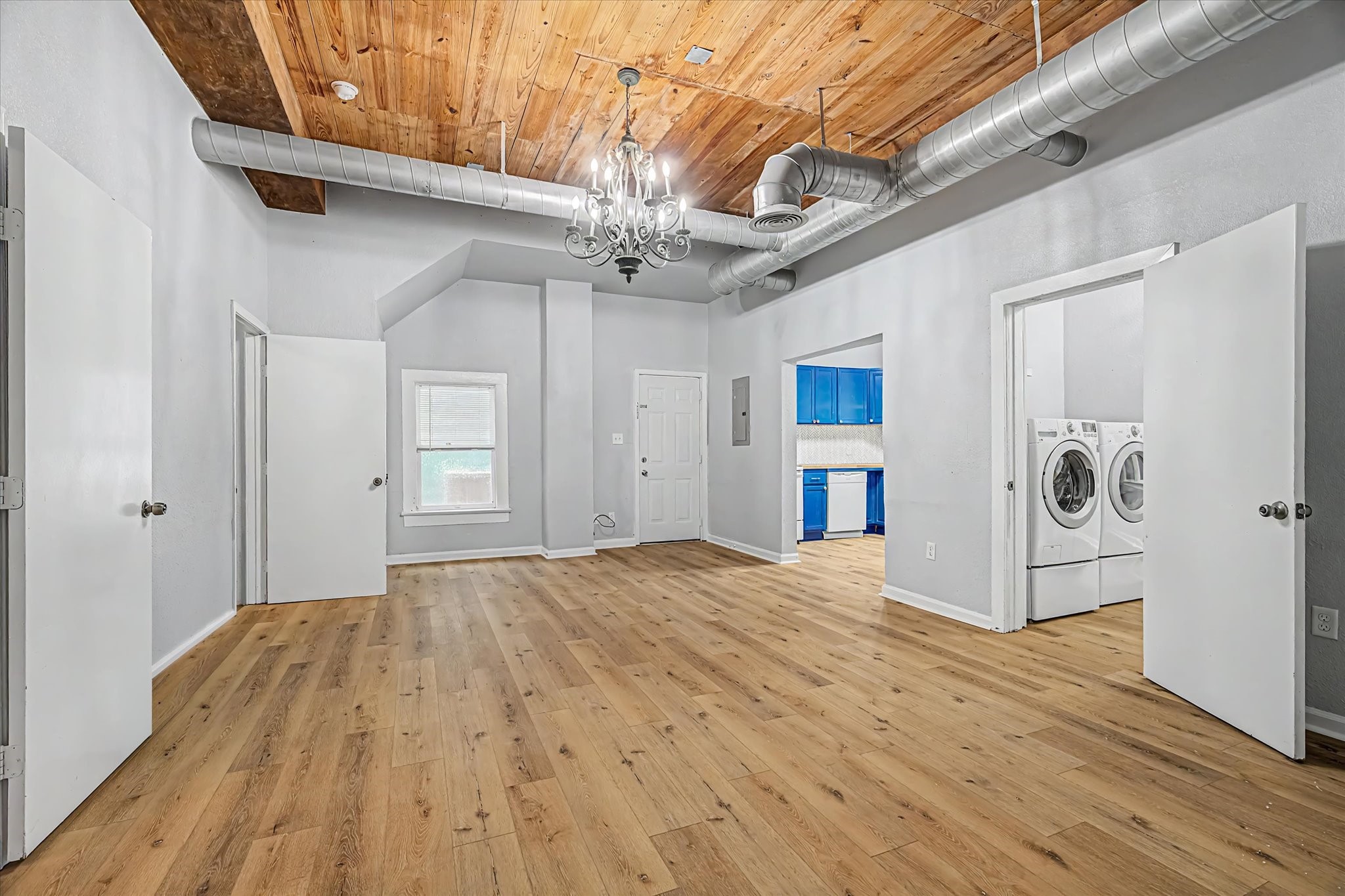 1827 Avenue O 2 Property Photo 8