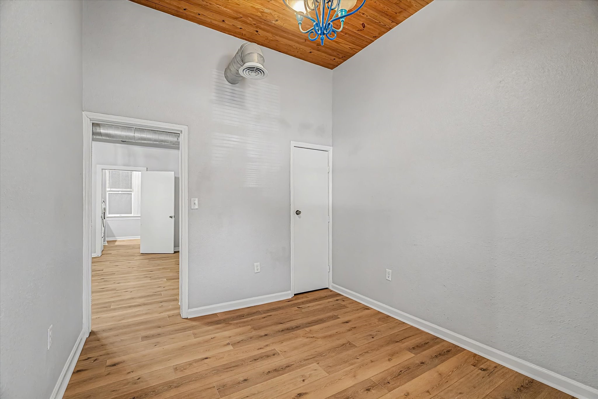 1827 Avenue O 2 Property Photo 13