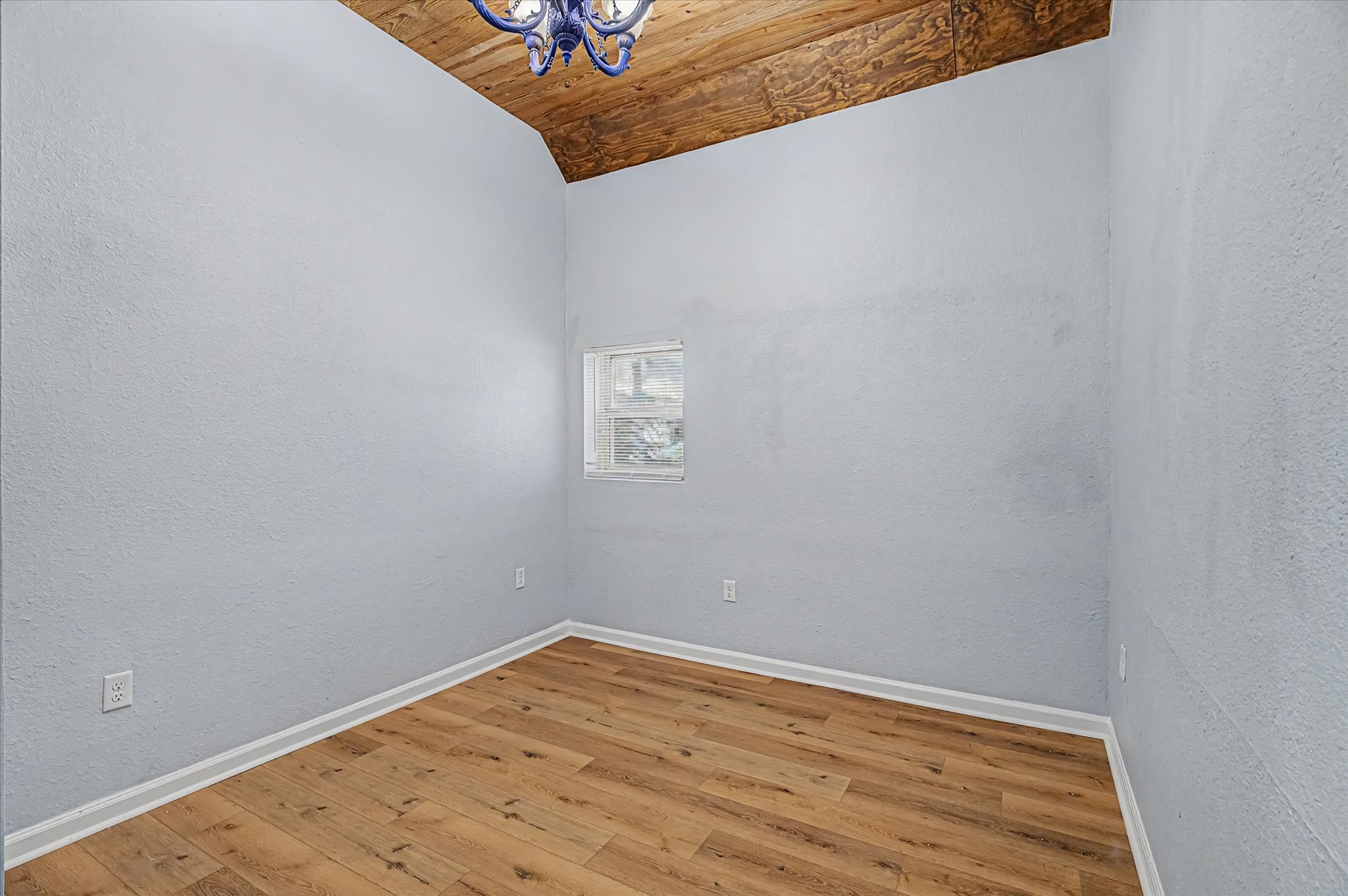 1827 Avenue O 2 Property Photo 14