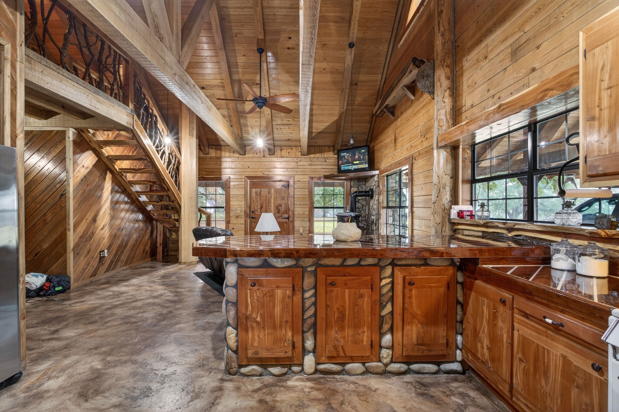 3723 E Fm 256 E Property Photo 16