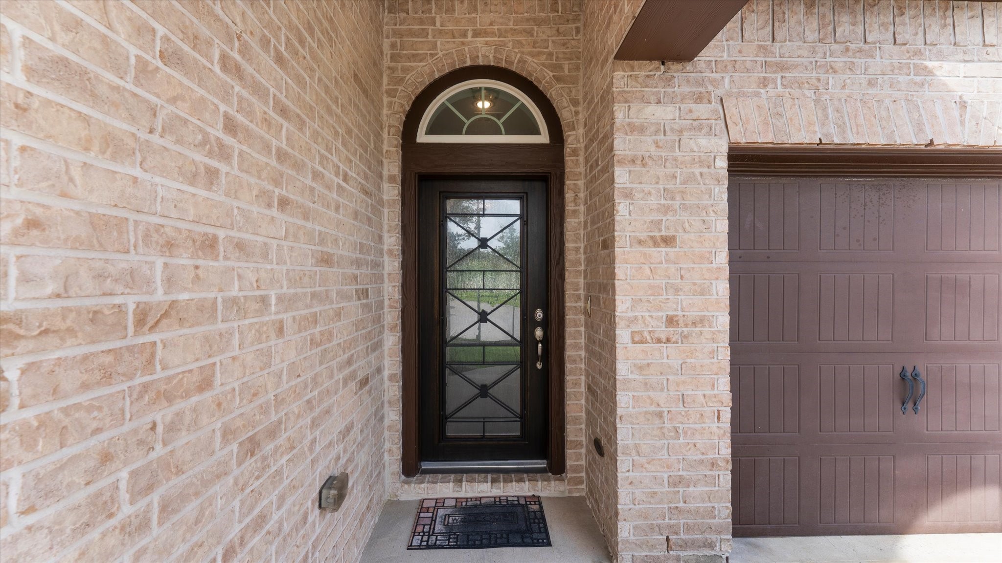 32001 Birch Briar Court Property Photo 6