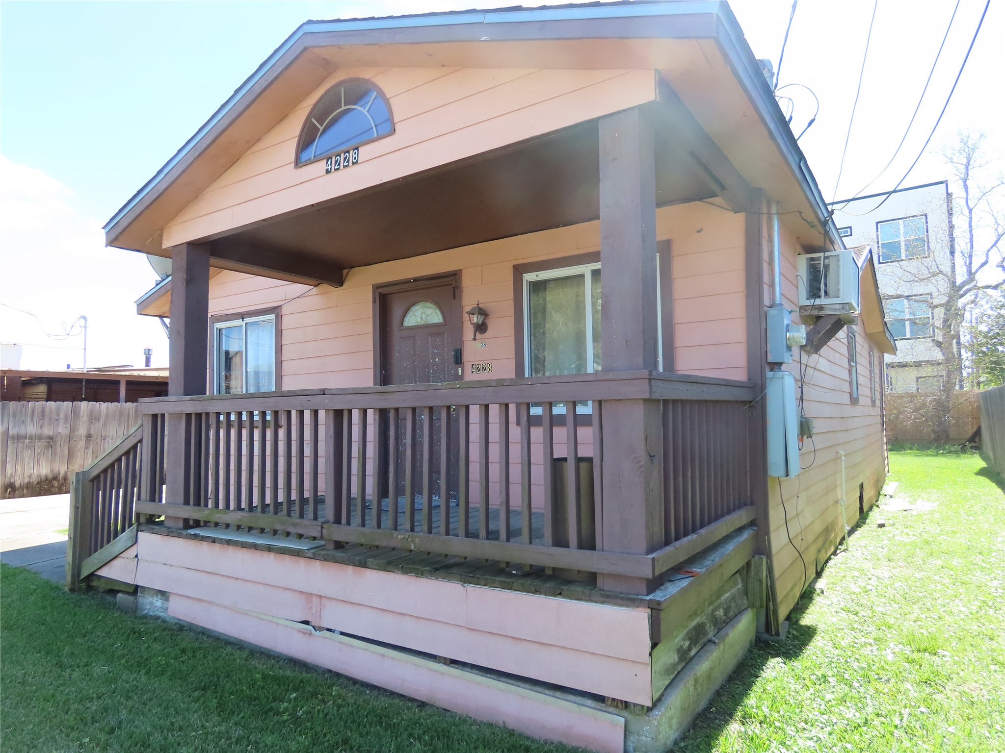 4228 Sterling Street Property Photo 4